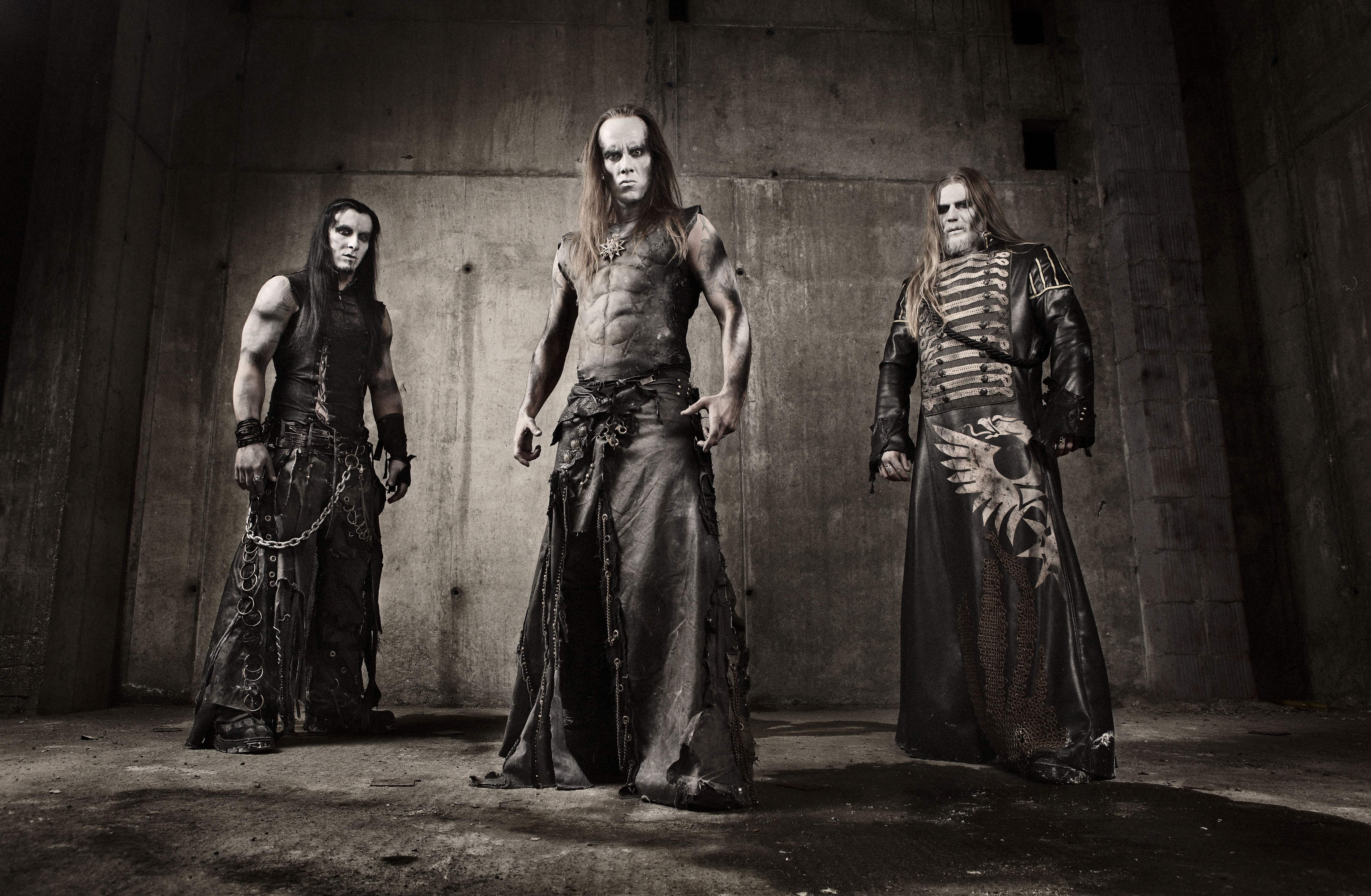 people, fashion, the past, spooky, 5K, death, dress, architecture, human representation, statue, sculpture, standing, full length, child, adult, black metal, HD Wallpaper