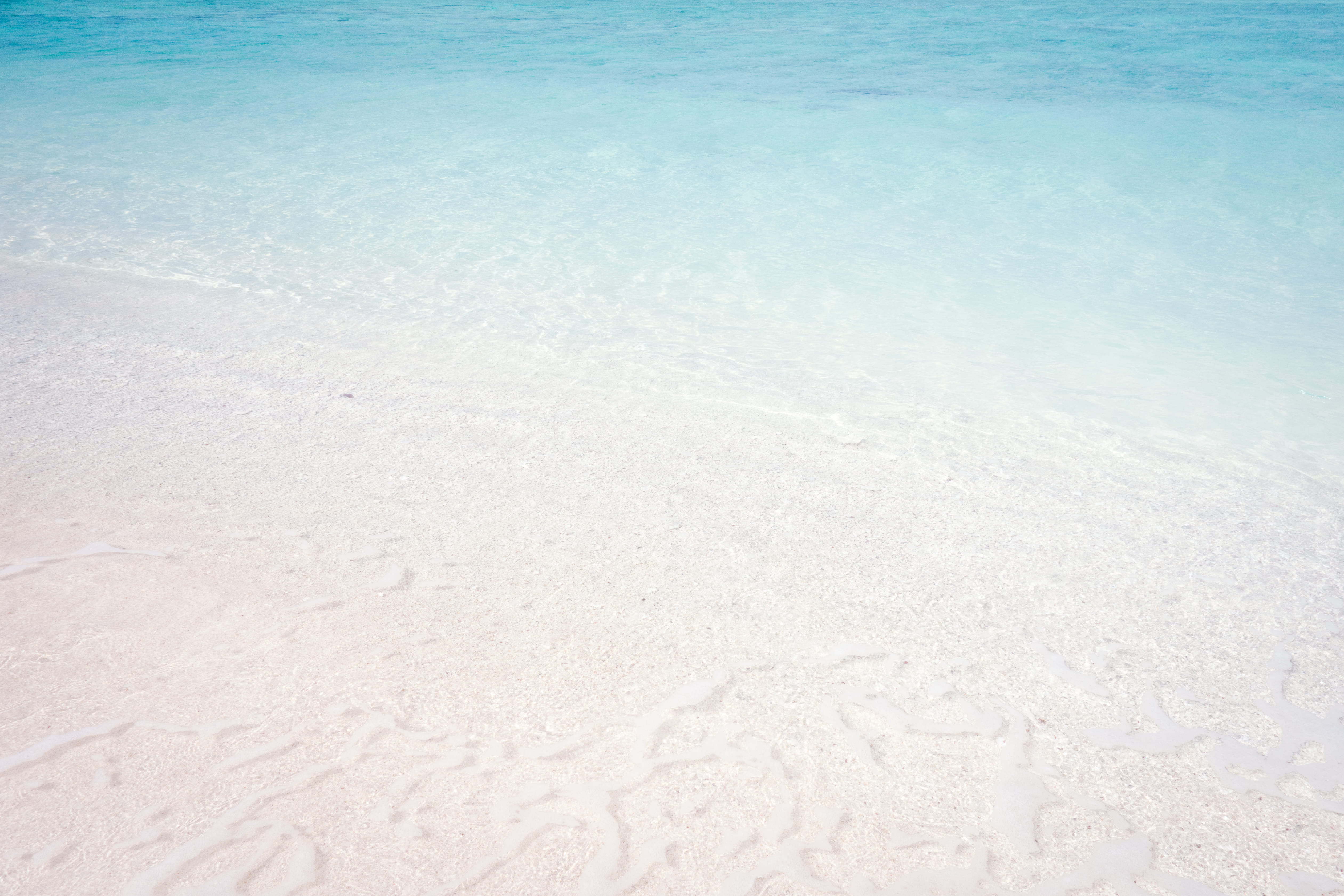no people, white, summer, day, wave, tranquility, backgrounds, blue, beauty in nature, calm, shore, texture, turquoise colored, tranquil scene, HD Wallpaper