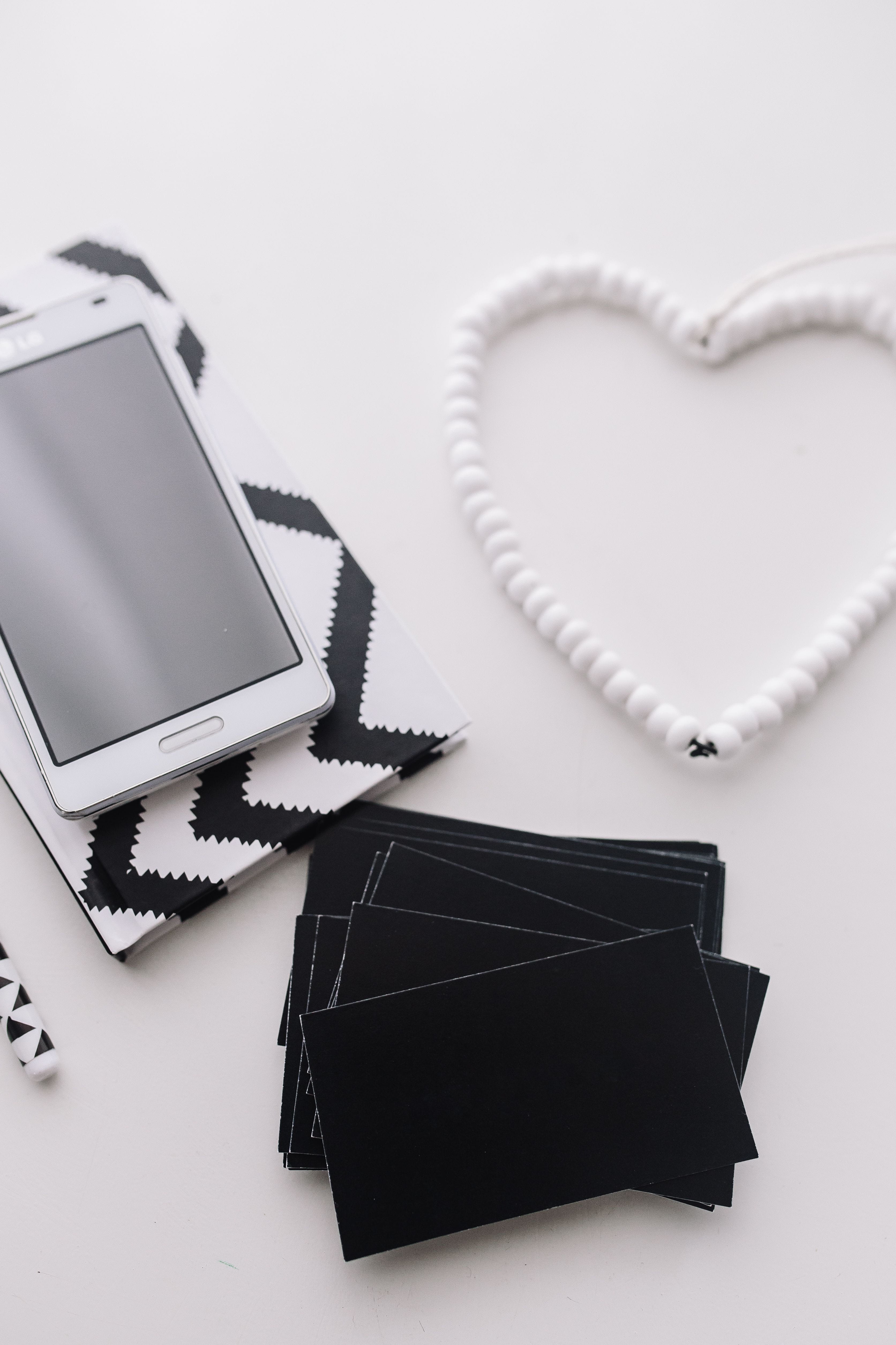 technology, heart shape, pencils, smartphone, various, no people, love, black, cup of coffee, table, items, still life, studio shot, jewelry, telephone, Phone HD Wallpaper