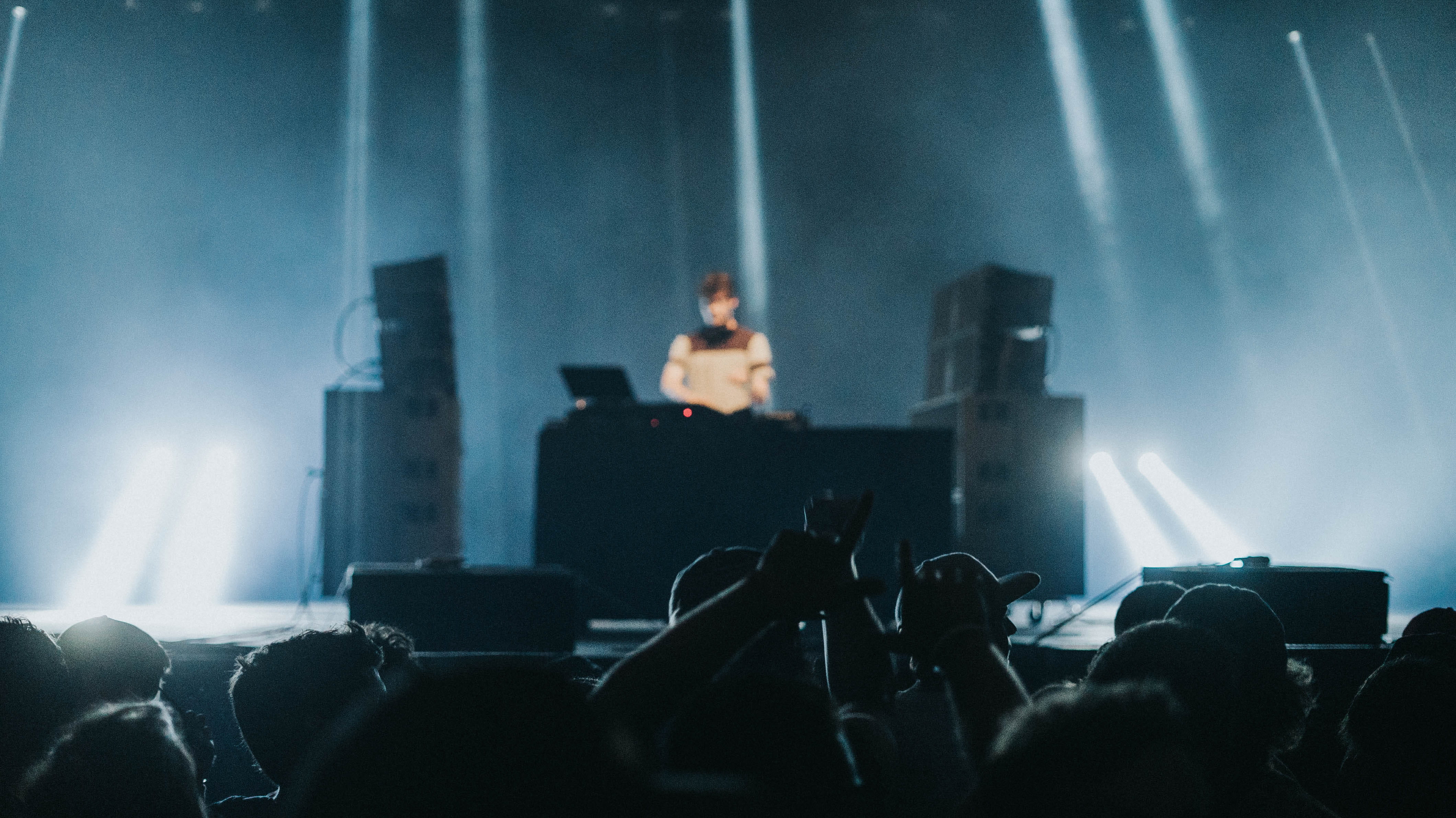 audience, light, night, stage, event, mixer, henri pfr, audio, dancing, real people, hands up, stage light, concert, people, crowd, dj, illuminated, enjoyment, HD Wallpaper