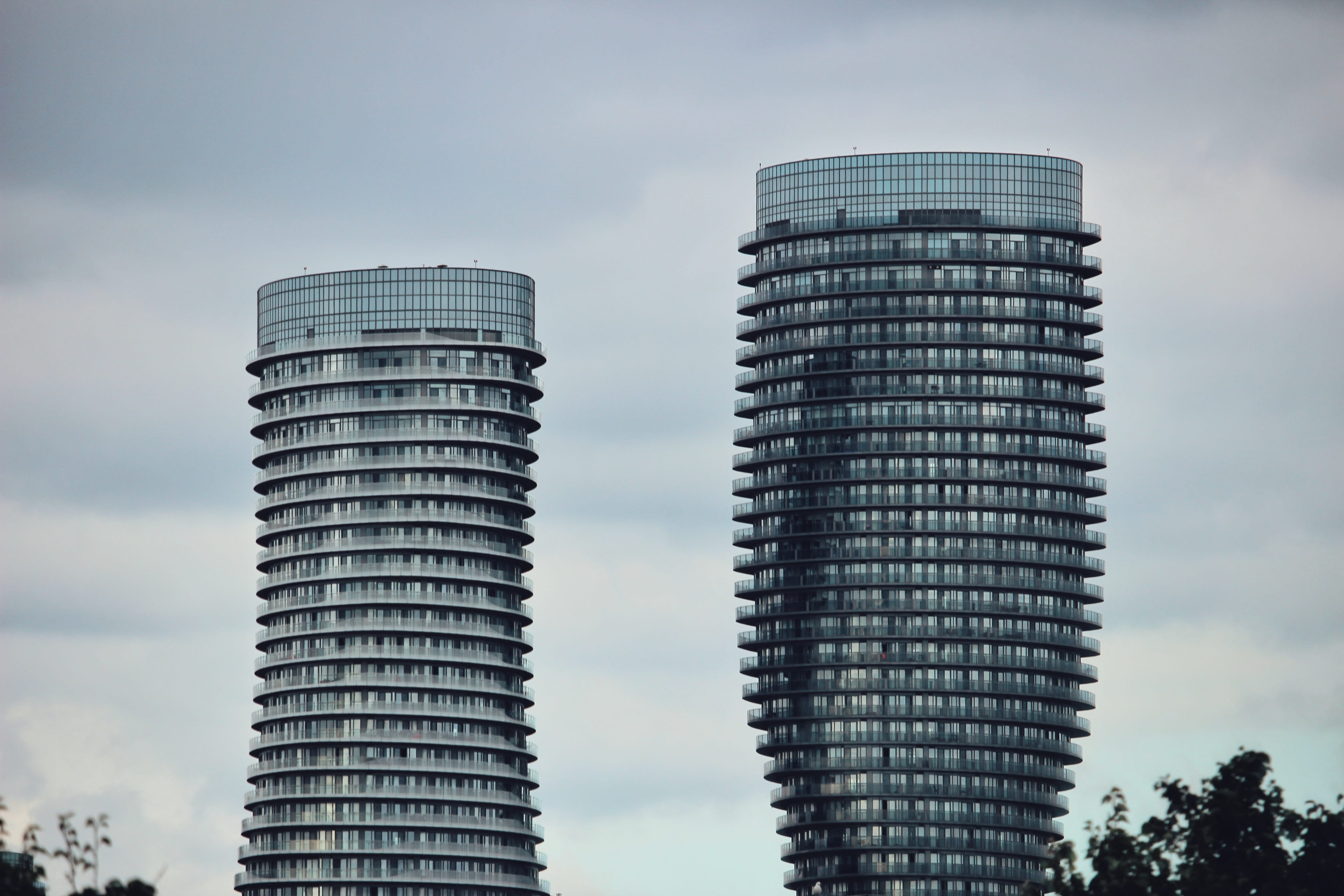 canon, absolute world, travel destinations, architecture, 5K, canada, outdoors, bldg, twist, tower, noon, hdr, grey skies, low angle view, rain, skyscraper, HD Wallpaper