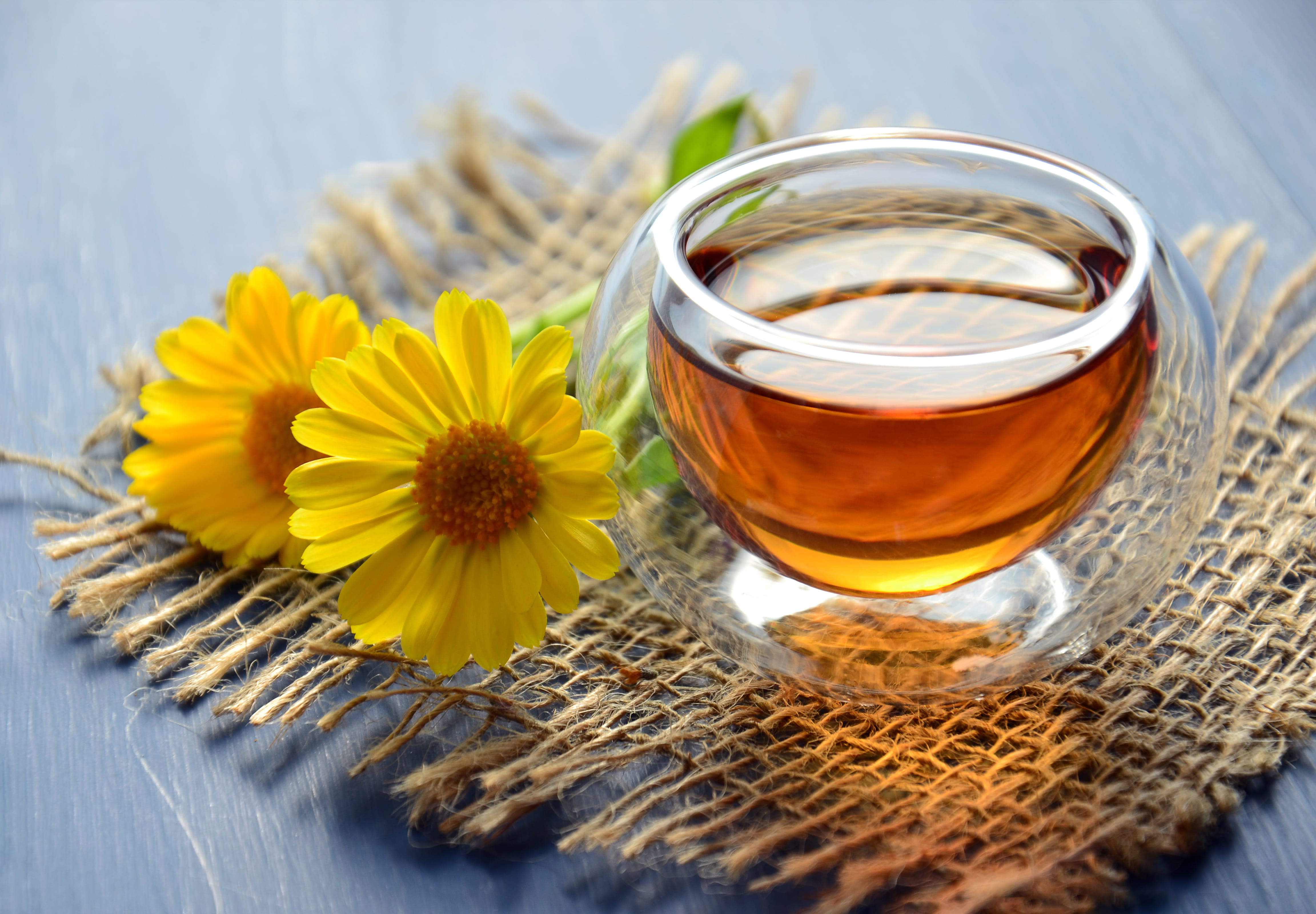 flowers, no people, relaxation, food, healthy, container, drink, wood, 4K, beside, wooden, freshness, clear, flowering plant, glass, honey, nature, herbal, HD Wallpaper