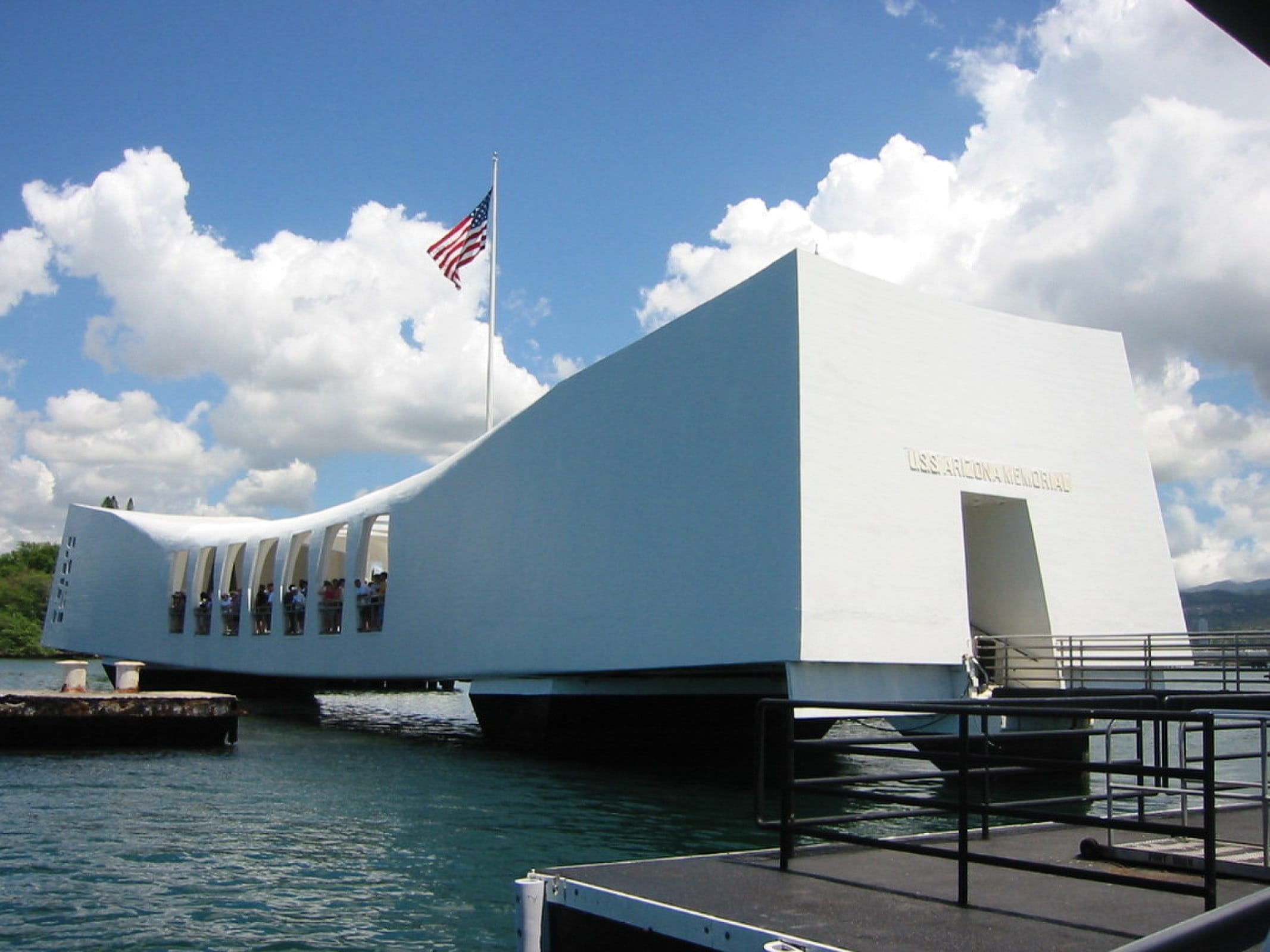 water, patriotism, u, day, travel, nature, oahu, Memorial, white, tunnel, sunlight, Oahu, hawaii, cloud - sky, Pearl Harbor, travel destinations, built structure, HD Wallpaper