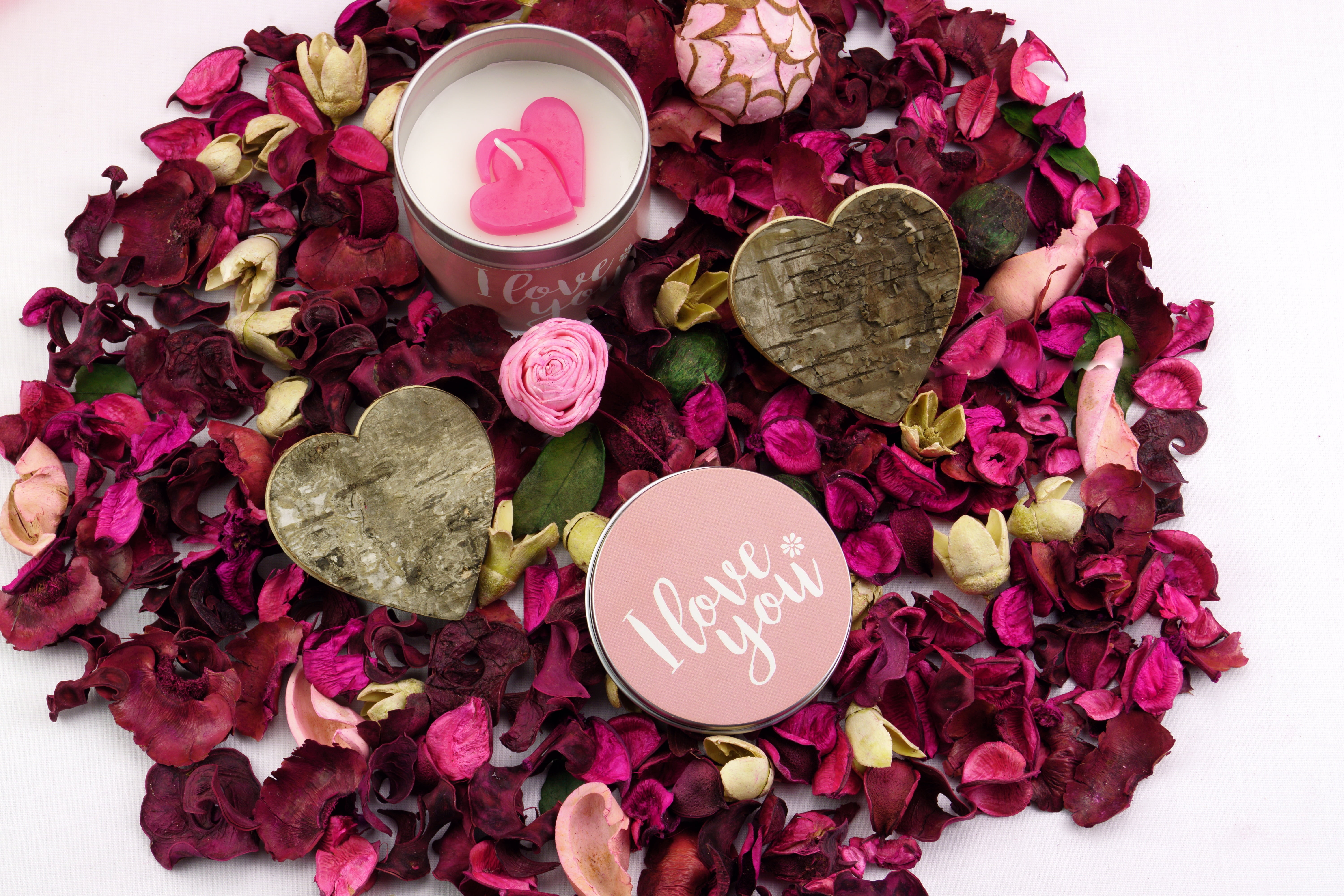 pink Color, decoration, still life, directly above, concepts, leaf, text, high angle view, votive, red, plant, gift, romance, love, herb, beauty in nature, HD Wallpaper