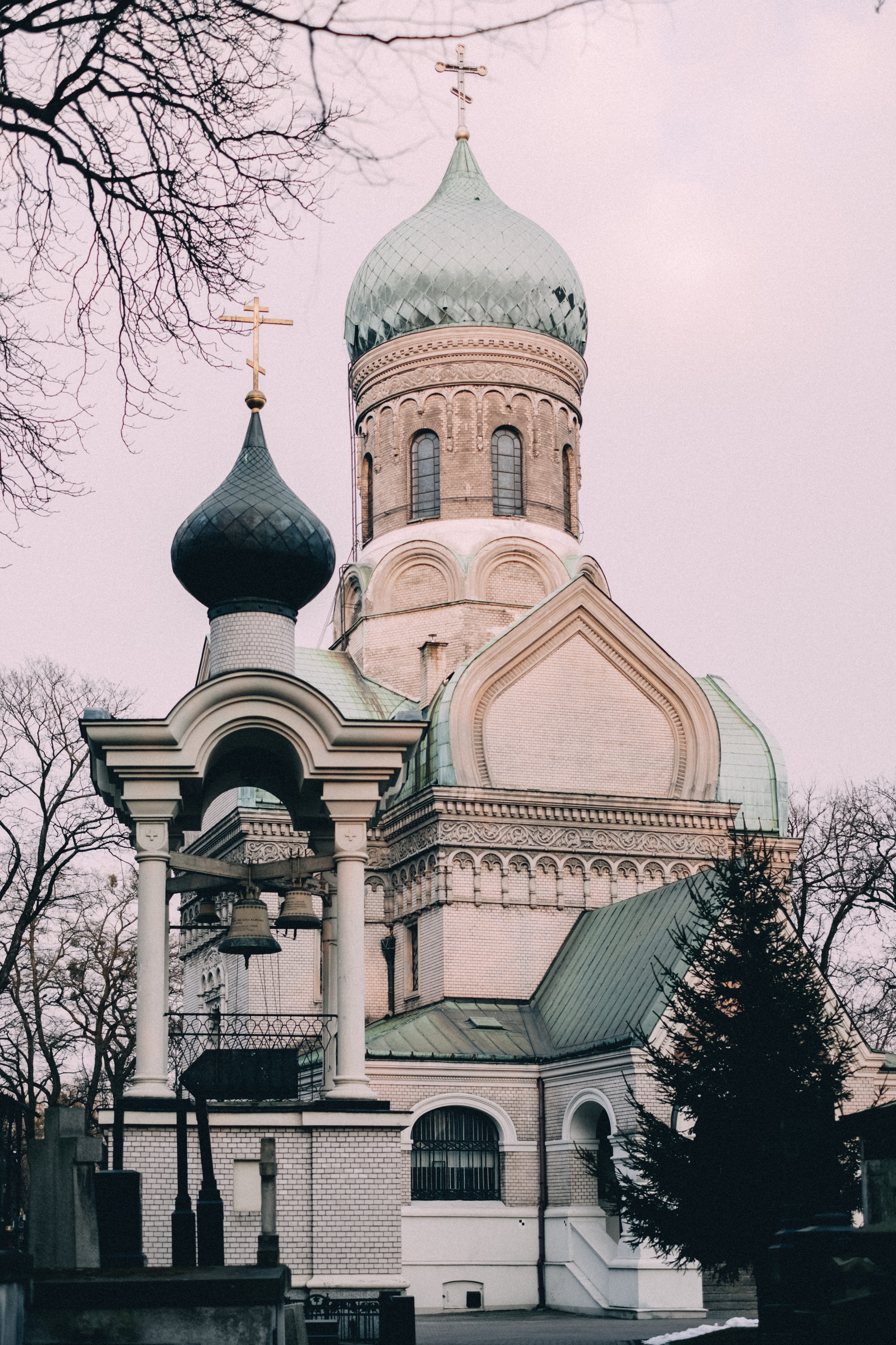 sainthood, mass, religion, spire, dome, sky, geometry, built structure, 5K, faith, prayer, architecture, church, belief, remembrance, building, symbol, Phone HD Wallpaper