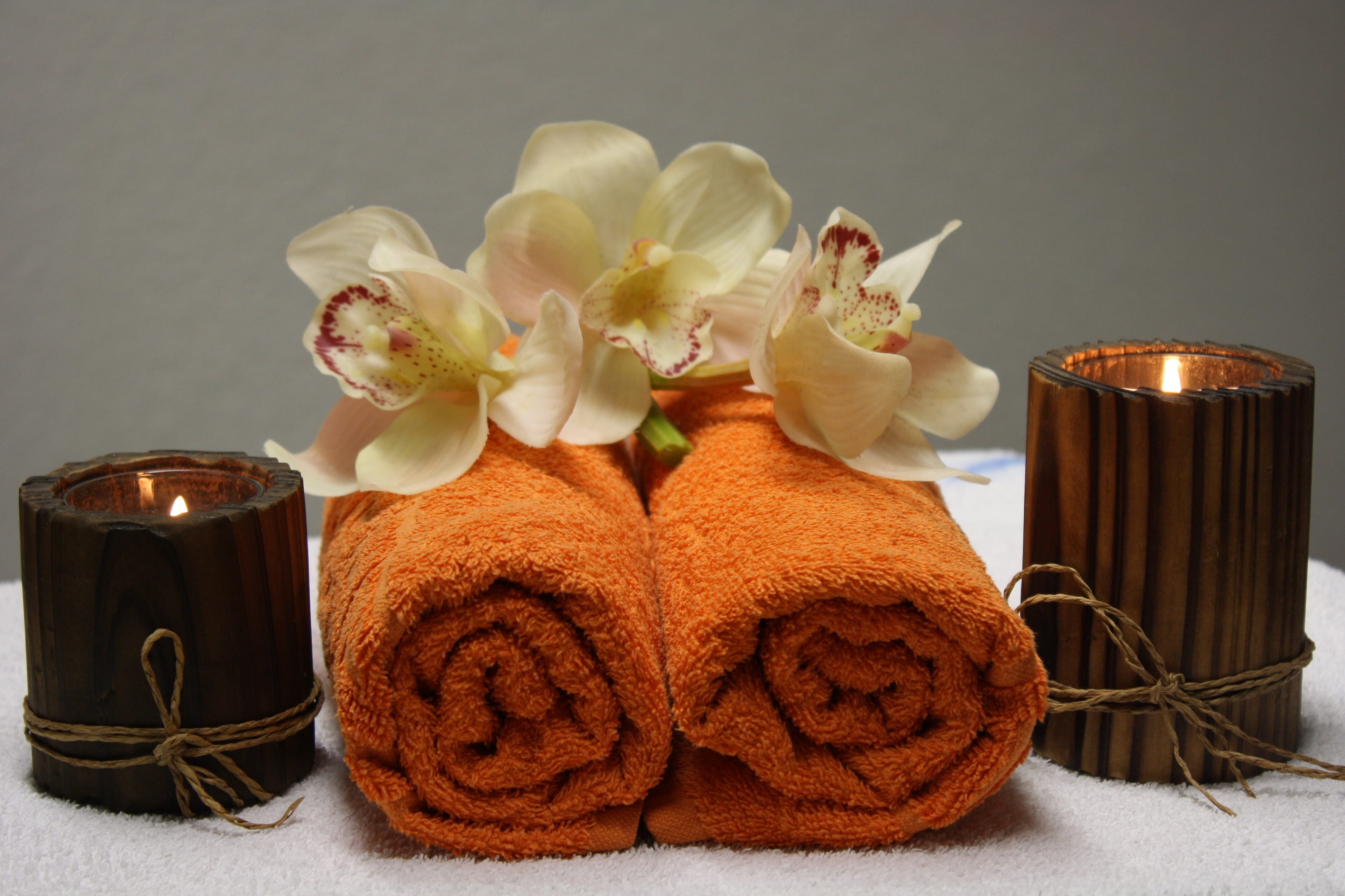 candles, physio, towels, indoors, close-up, relax, flower head, wellness, spa, still life, beside, relaxation, freshness, nature, spa treatment, vulnerability, HD Wallpaper