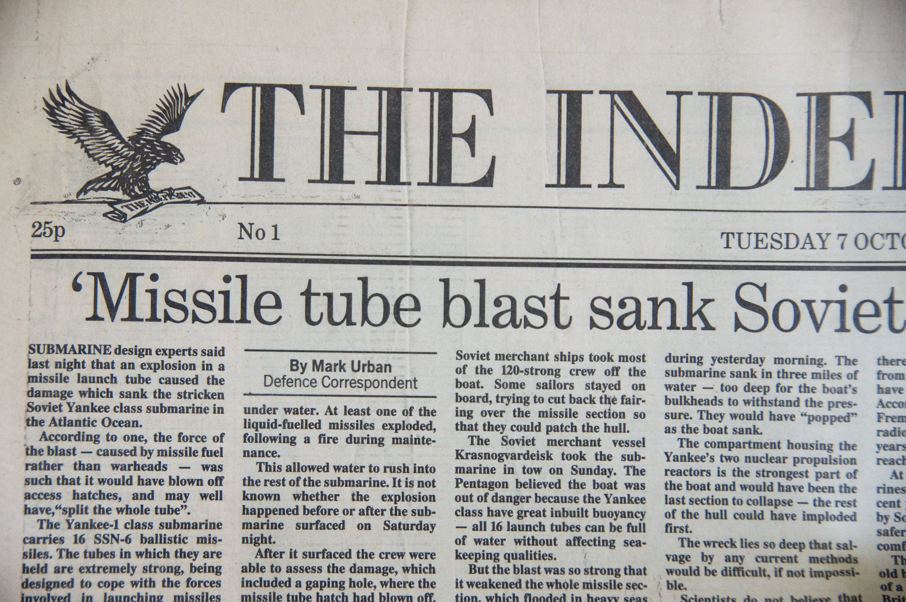 front, 2K, the independent, the media, sign, headline, advertisement, indoors, close-up, paper, newspaper, no people, print, communication, social issues, HD Wallpaper