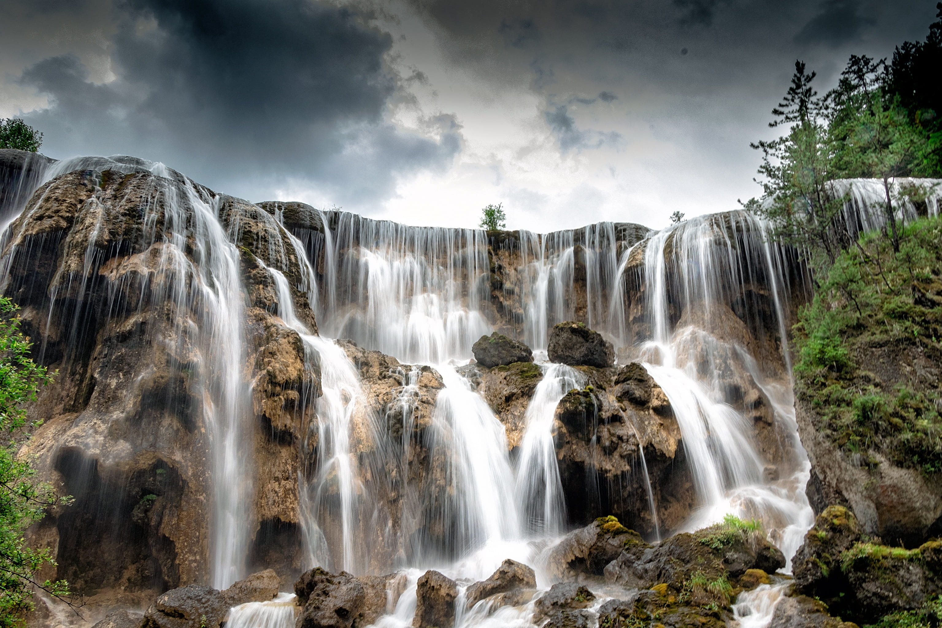 plant, flowing, scenics, beauty in nature, non-urban scene, nature, power in nature, photo, no people, motion, the scenery, tree, Jiuzhaigou, Falls, outdoors, HD Wallpaper