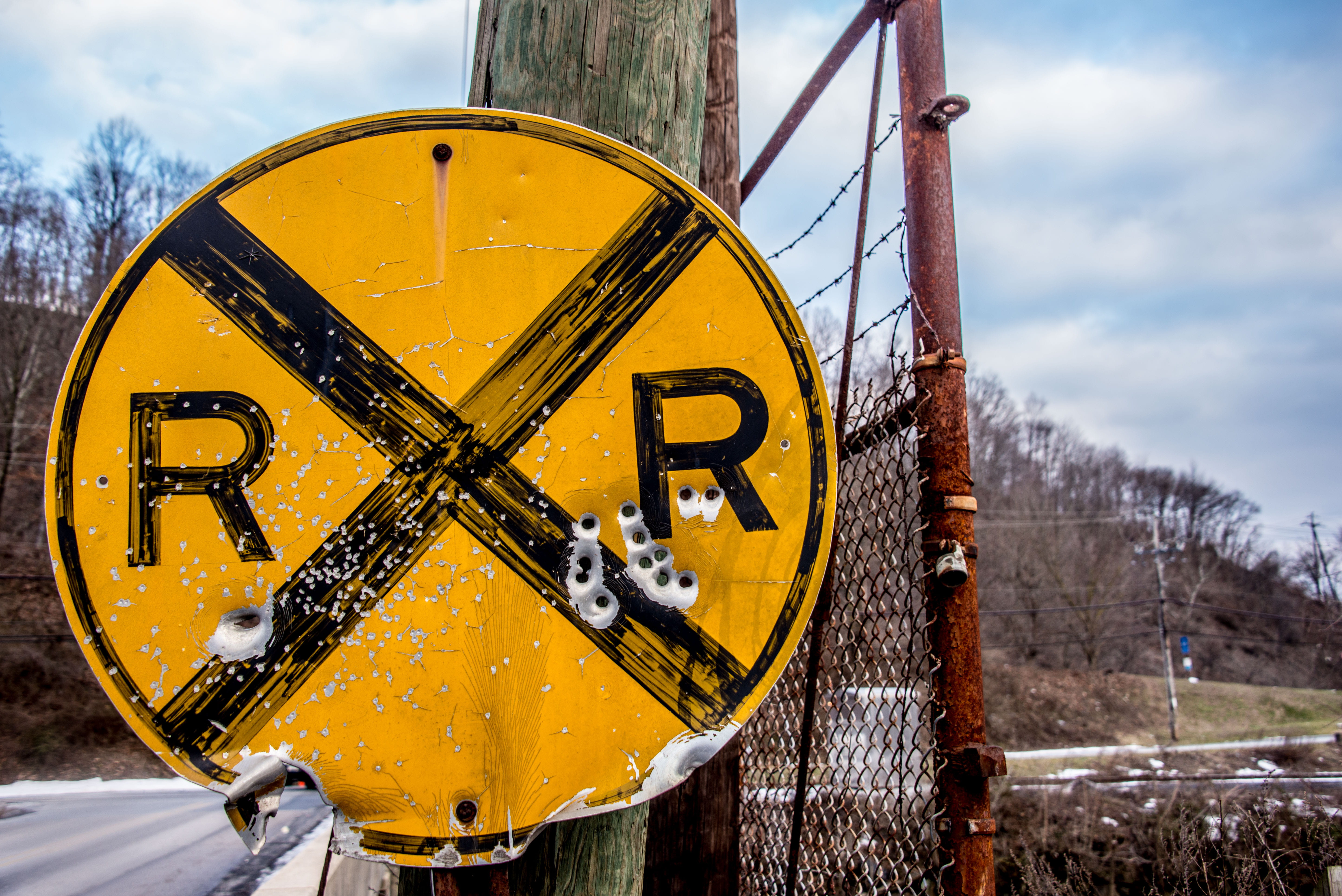 arrow, seagull, bus stop, hardhat, clothing, nature, transportation, school bus, 5K, road sign, bullet hole, no people, western script, cloud - sky, sign, HD Wallpaper