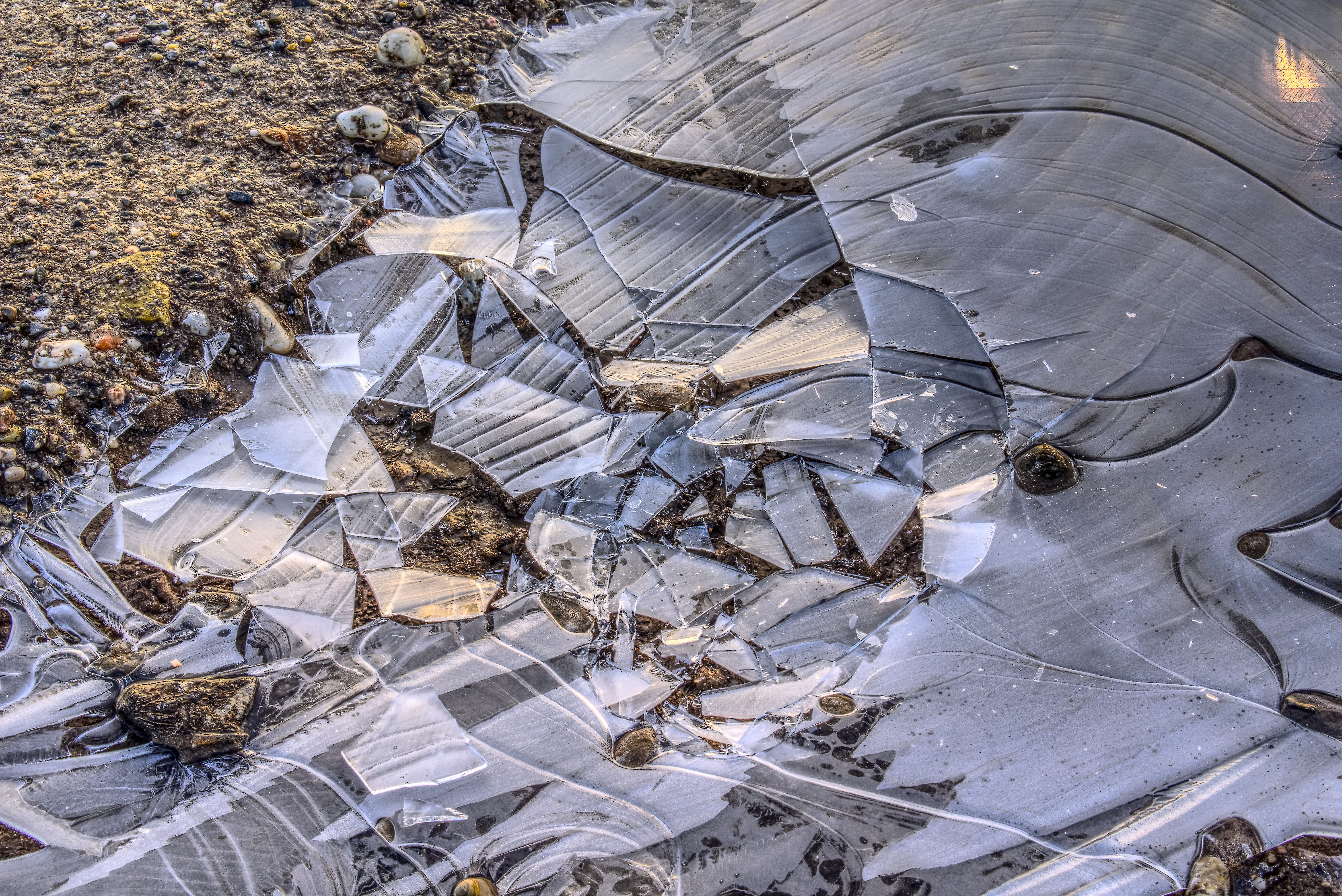 broken, chip, macro, out, contrast, winter, no people, cold temperature, background, field, close, tranquility, full frame, hdr, land, water, high angle view, HD Wallpaper