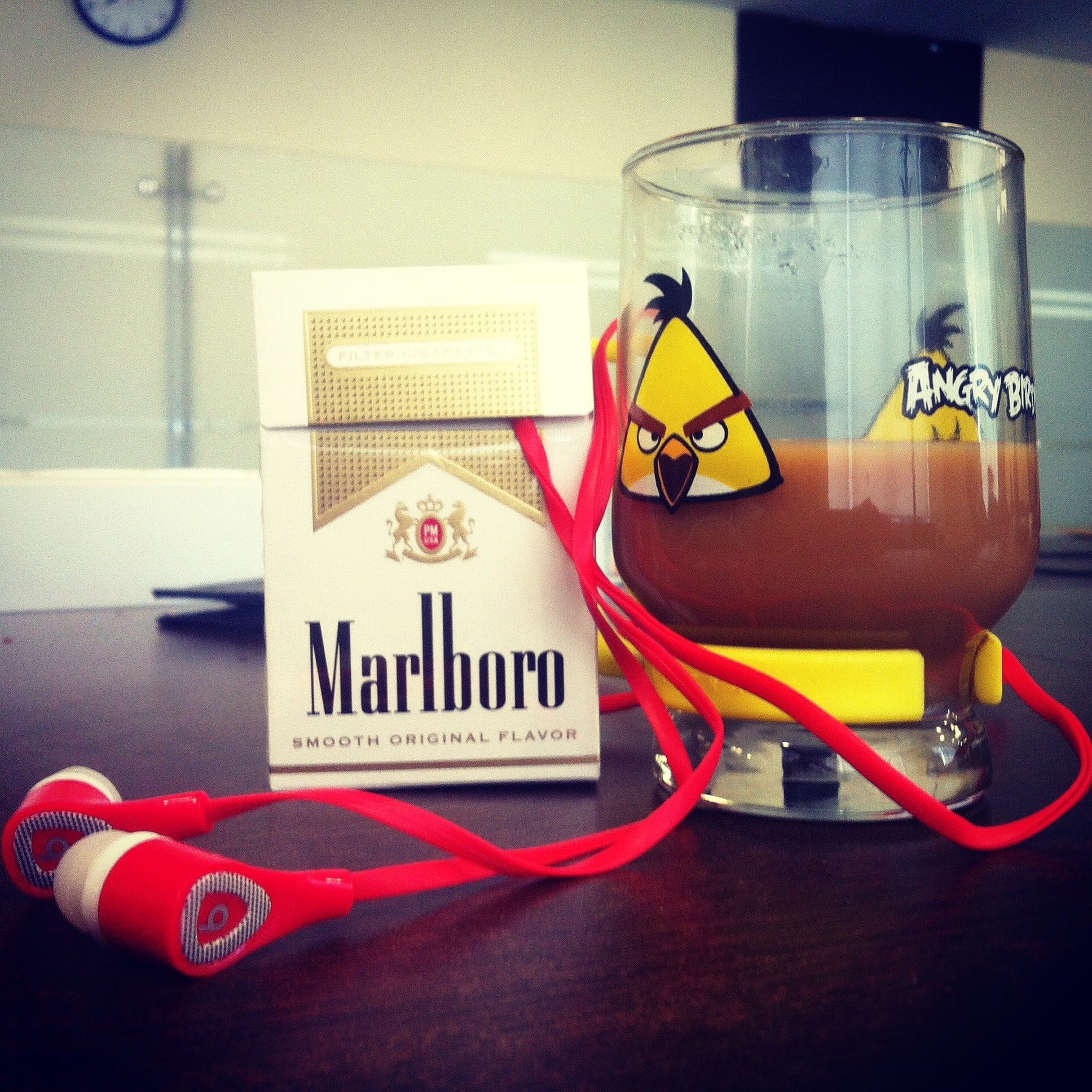 Nescafe, cigarettes, Effects, smoke, 1080P, Marlboro, iPhone, angry birds, headphones, office, Phone HD Wallpaper