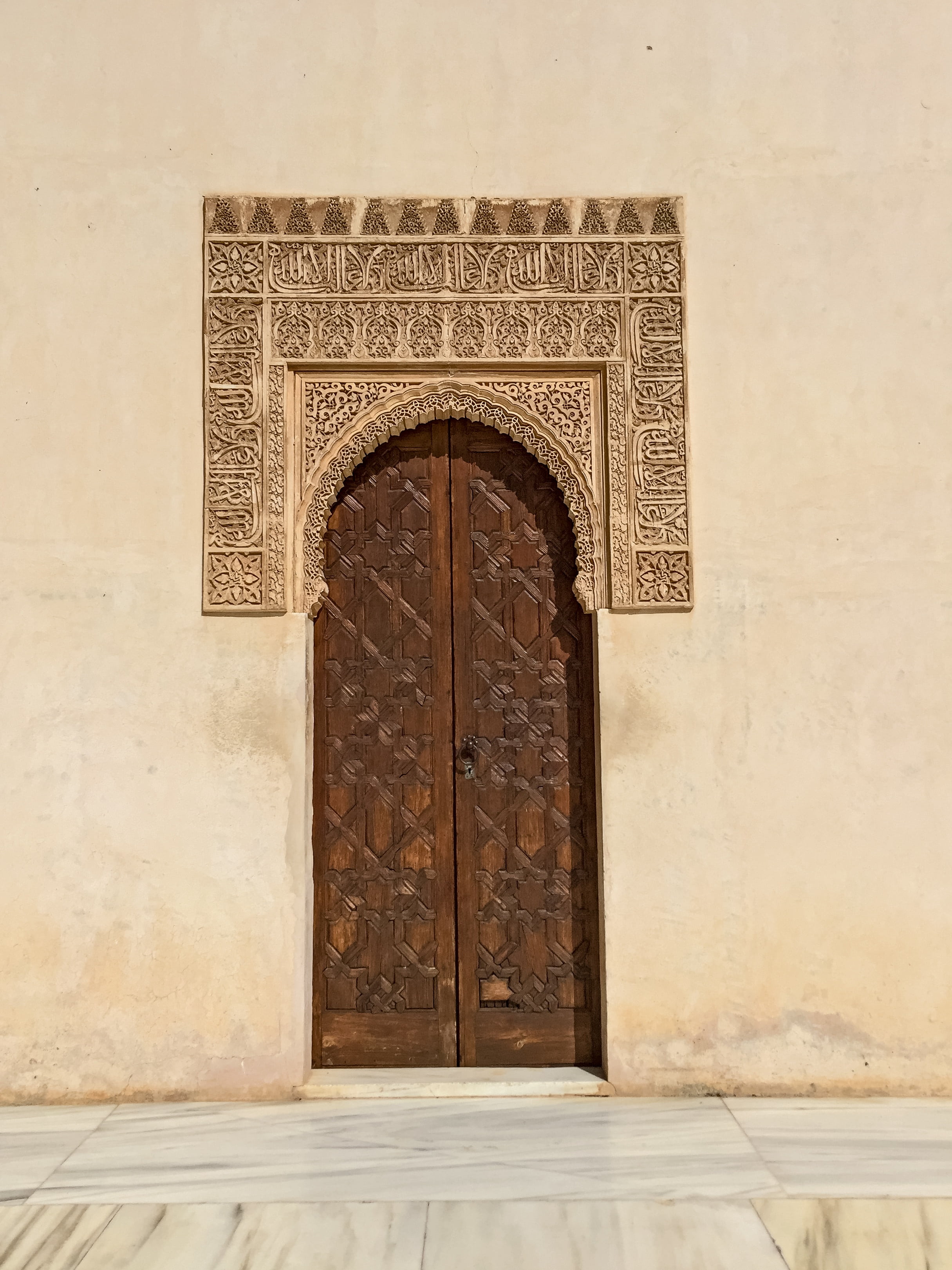 tourism, art, landmark, building exterior, built structure, building, old, rural, no people, wooden, moorish, art and craft, picturesque, flooring, entrance, Phone HD Wallpaper