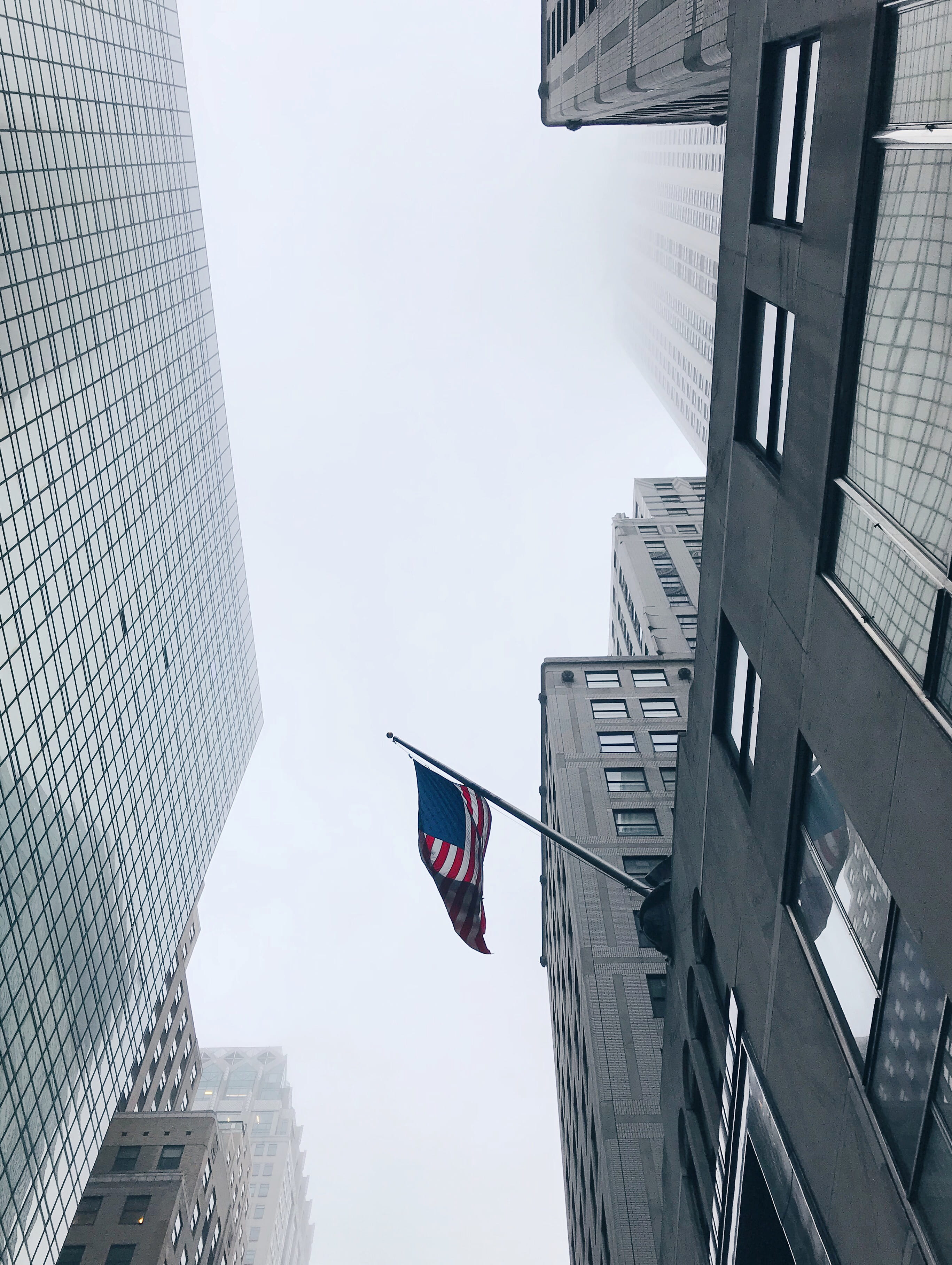 urban, cityscape, manhattan, day, office, tall - high, eye, nyc, united states, building, sky, no people, patriotism, fog, photography, 2K, architecture, Phone HD Wallpaper