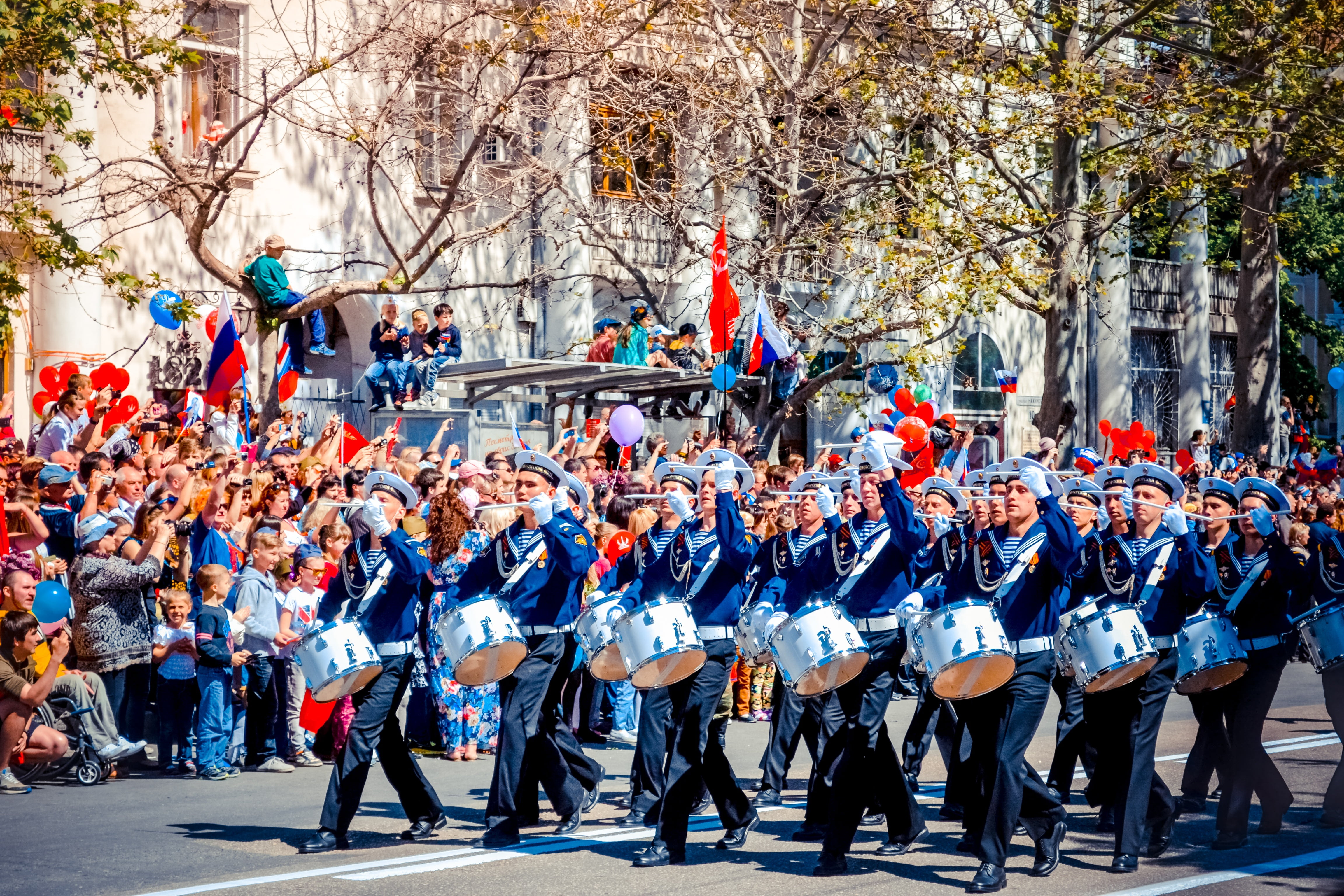 people, uniform, daytime, in a row, performance, soldiers, 4K, outdoors, victory day, government, large group of people, men, may 9, georges ribbon, real people, HD Wallpaper
