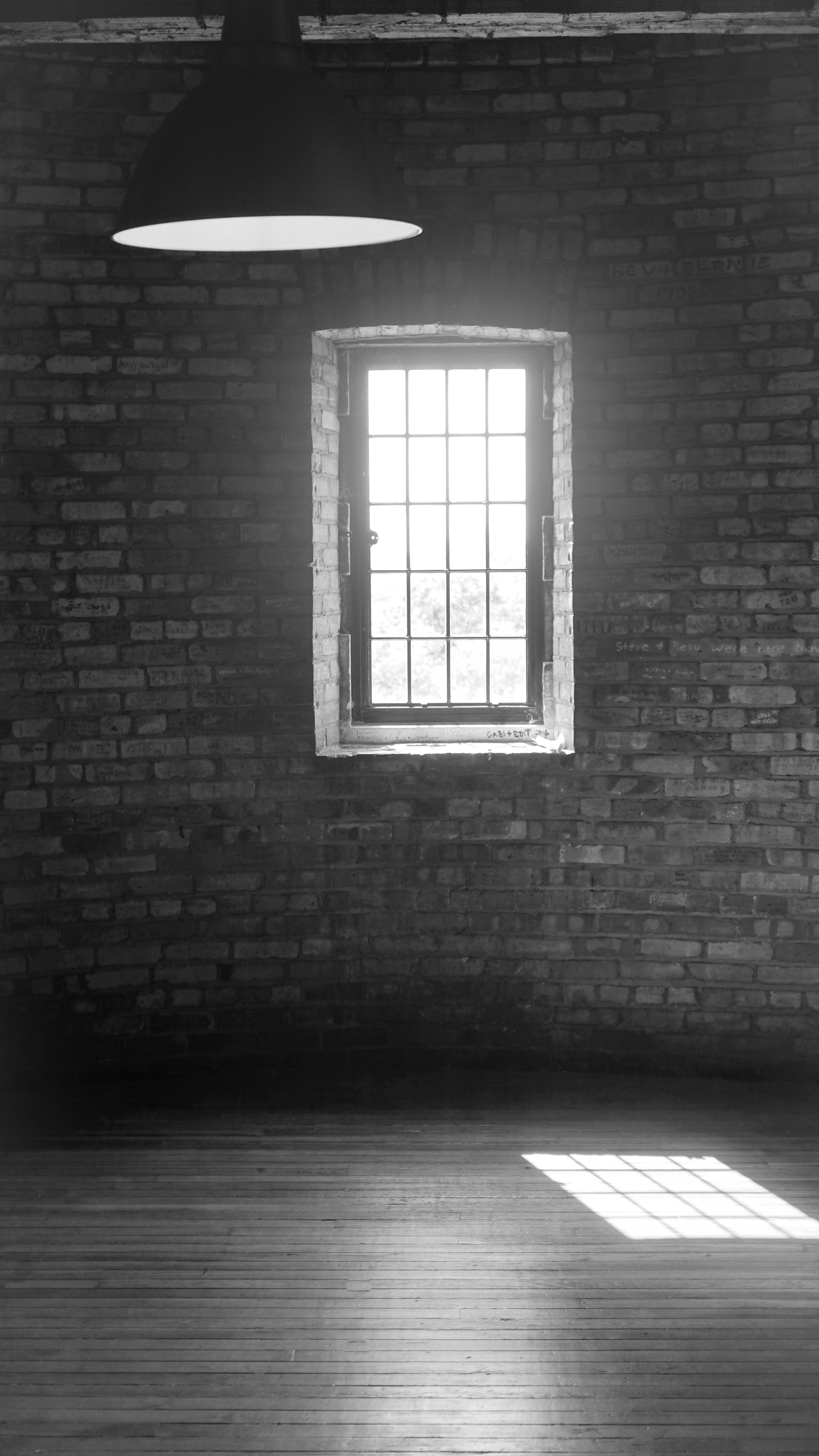 bacground, empty, illuminated, built structure, toronto, brick wall, interior design, hard wood, hardwood floor, architecture, lighting equipment, apartment, Phone HD Wallpaper