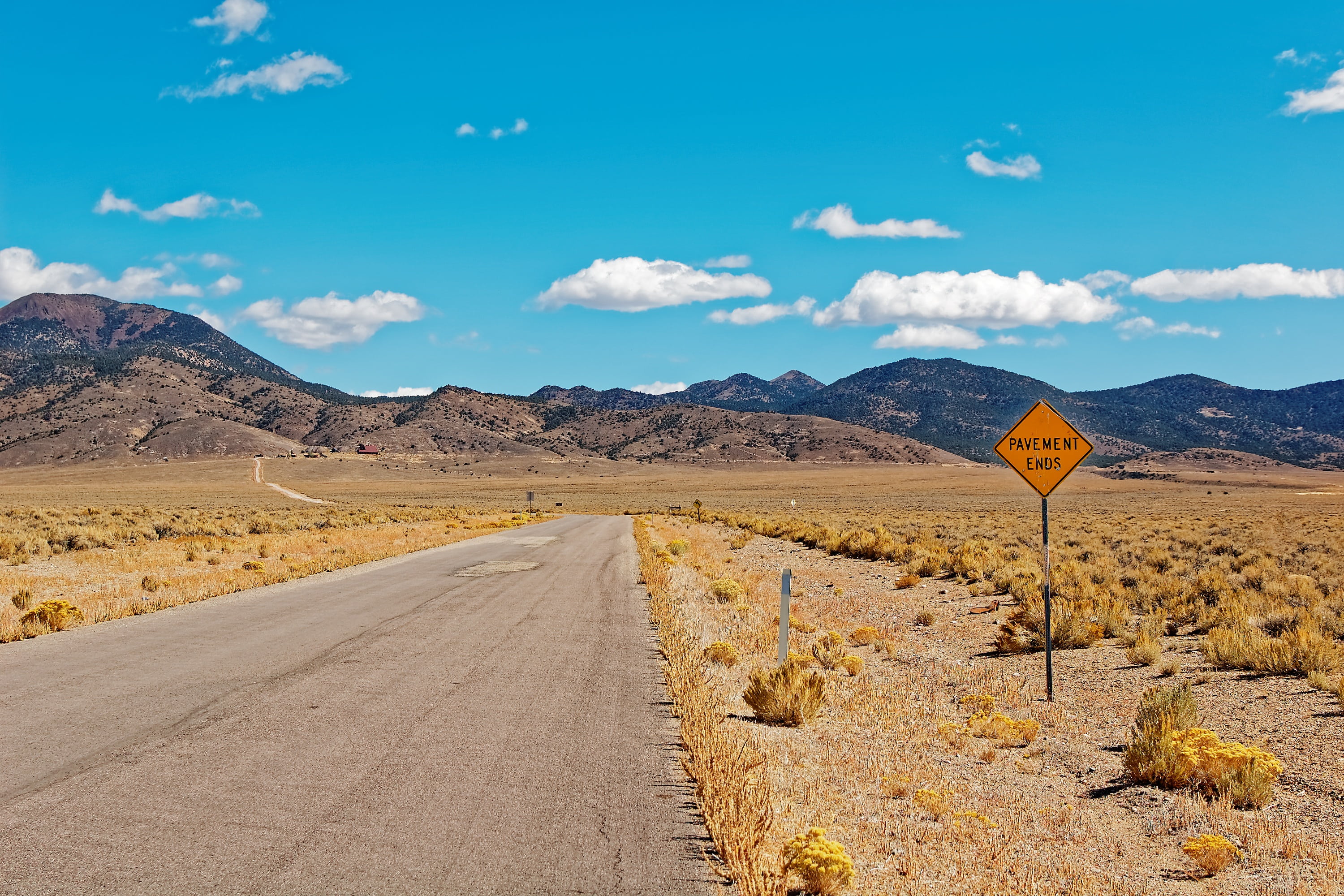 desert, direction, arid climate, mountain, usa, travel destinations, scenics - nature, scenics, no people, landscape, the way forward, sky, leave, highway, HD Wallpaper