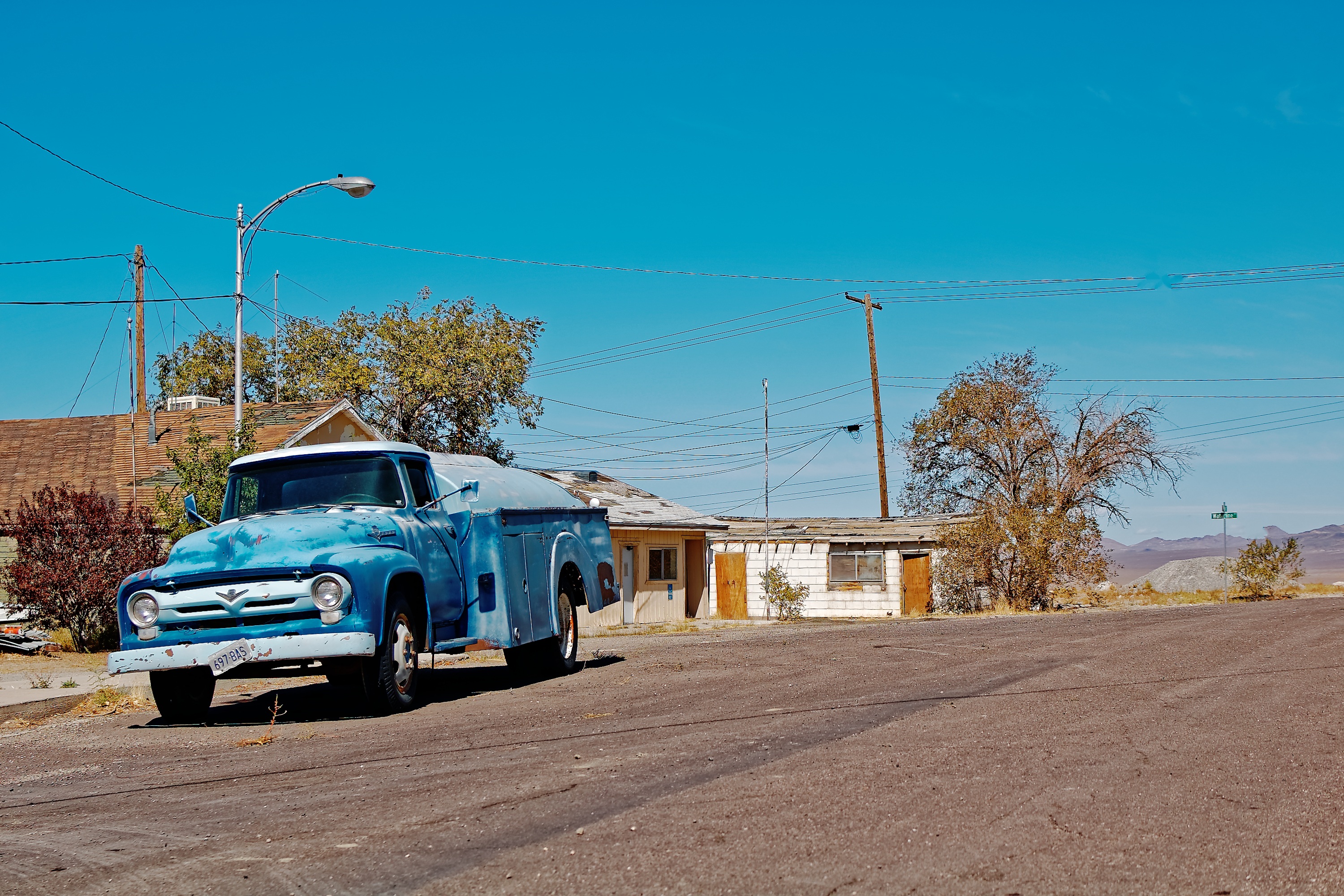 pickup, motor vehicle, allows, road, tree, land vehicle, travel, sky, america, leave, 2K, nevada, plant, mode of transportation, no people, blue, auto, HD Wallpaper