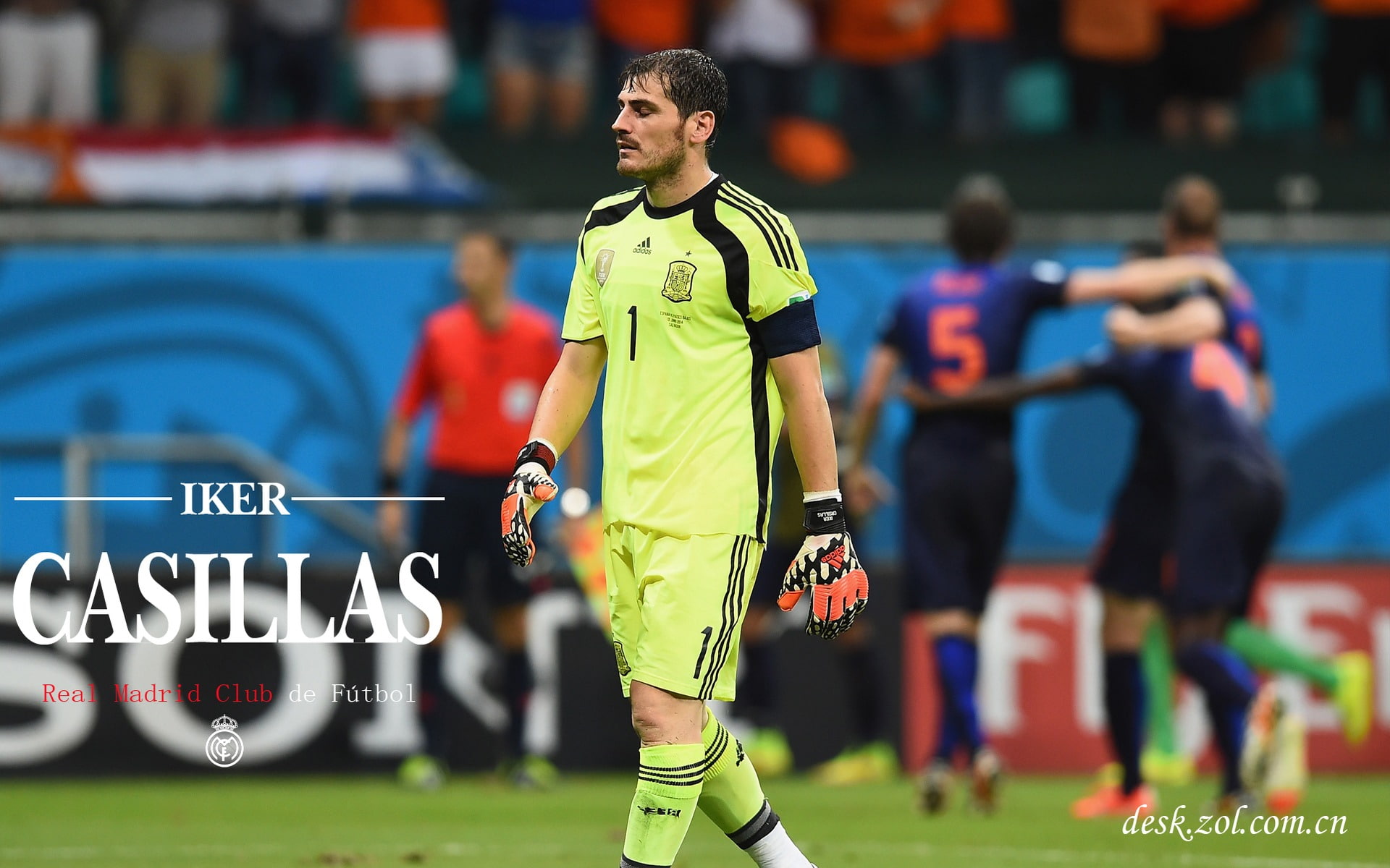 madrid, real people, clothing, stadium, soccer player, casillas, sport, grass, standing, match - sport, athlete, iker, sports clothing, day, HD Wallpaper