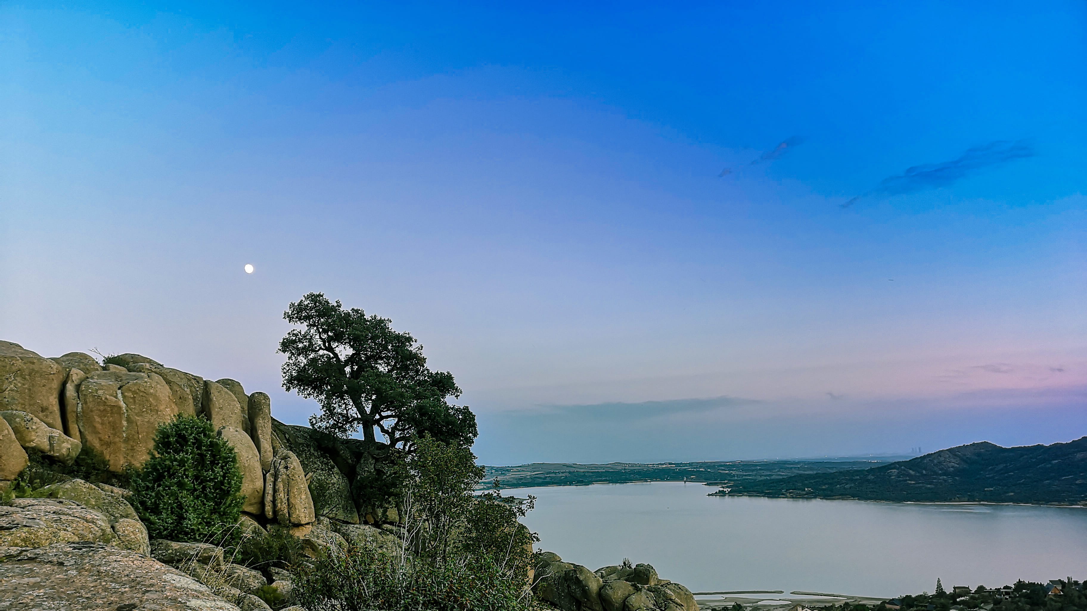 moon, no people, nature, mountain, non-urban scene, idyllic, sunset, cloud - sky, water, 2K, sky, scenics - nature, beauty in nature, horizon, reservoir, HD Wallpaper