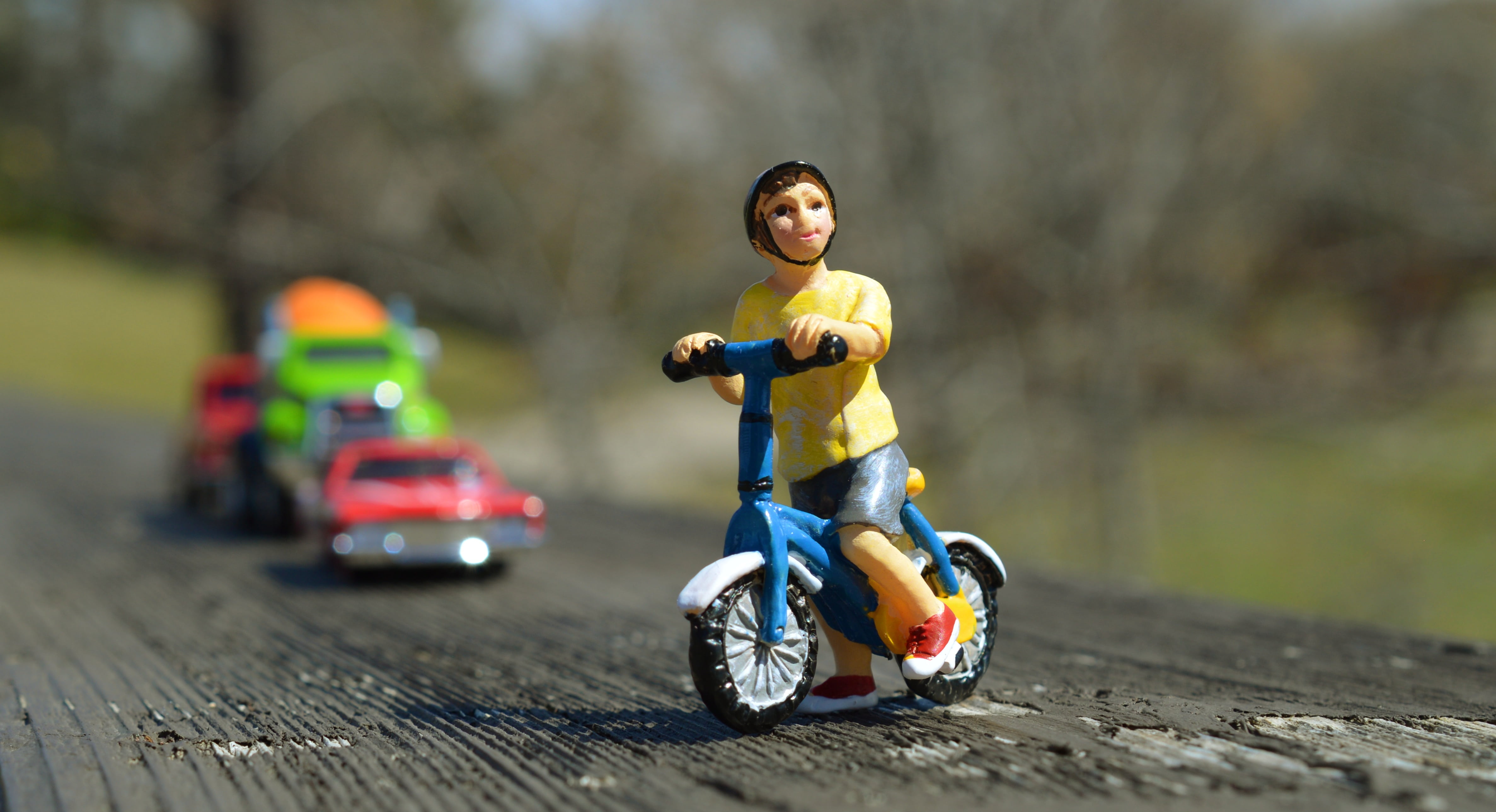 helmet, innocence, automobiles, bike, offspring, road, full length, portrait, 4K, yellow, cars, childhood, minifigure, ride, accident, looking at camera, HD Wallpaper