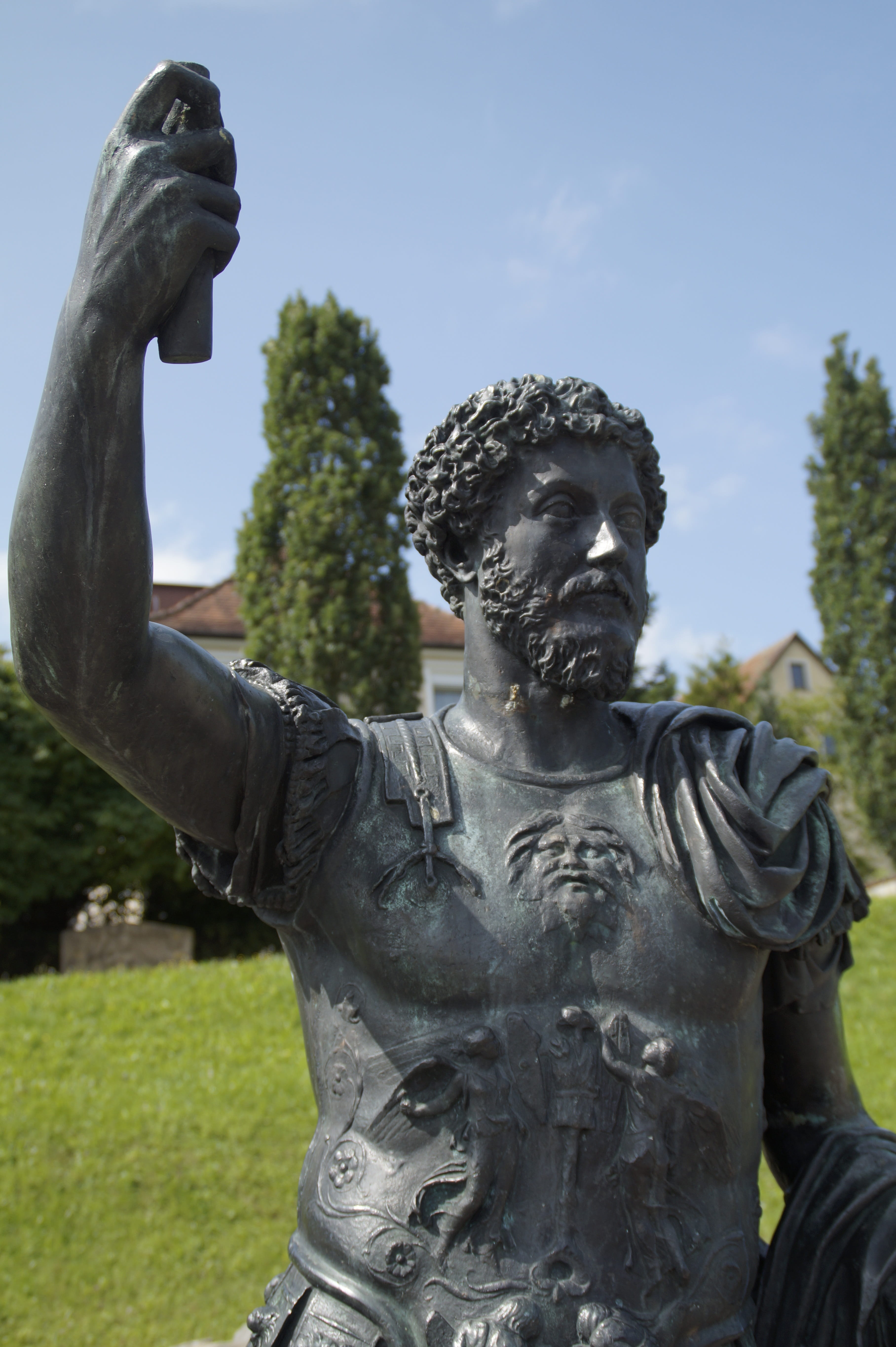 sanctuary, flag carrier, representation, history, park, human representation, roman soldier, no people, ala flavia, art and craft, antiquity, statue, focus on foreground, Phone HD Wallpaper