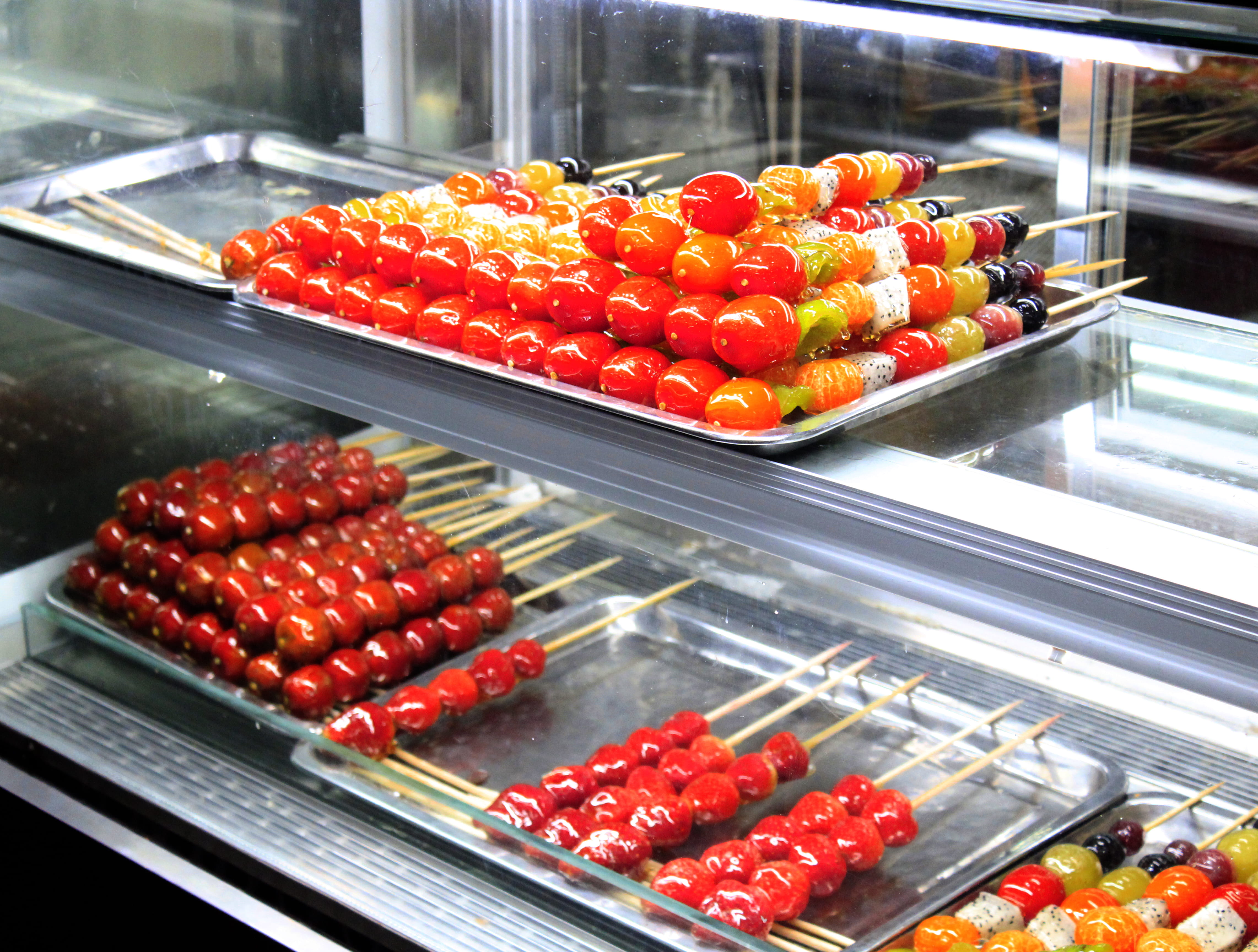 glass - material, tray, no people, 4K, china, healthy eating, consumerism, wellbeing, red, variation, abundance, lizhanji clocks and watches company （beijing road）, HD Wallpaper