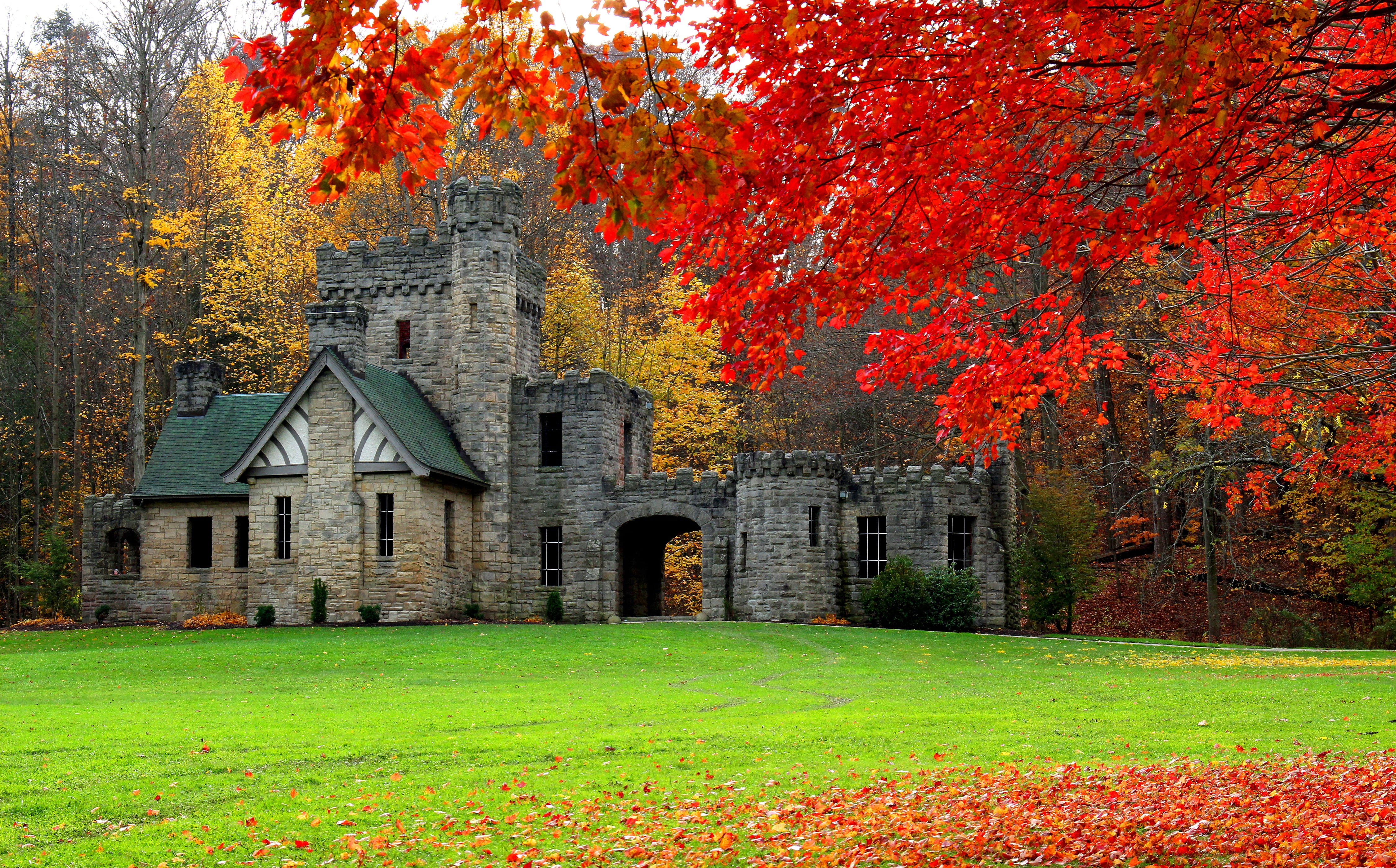 field, belief, built structure, day, land, gray, green color, castle, Squires Castle, plant part, orange color, change, plant, Cleveland, building exterior, HD Wallpaper