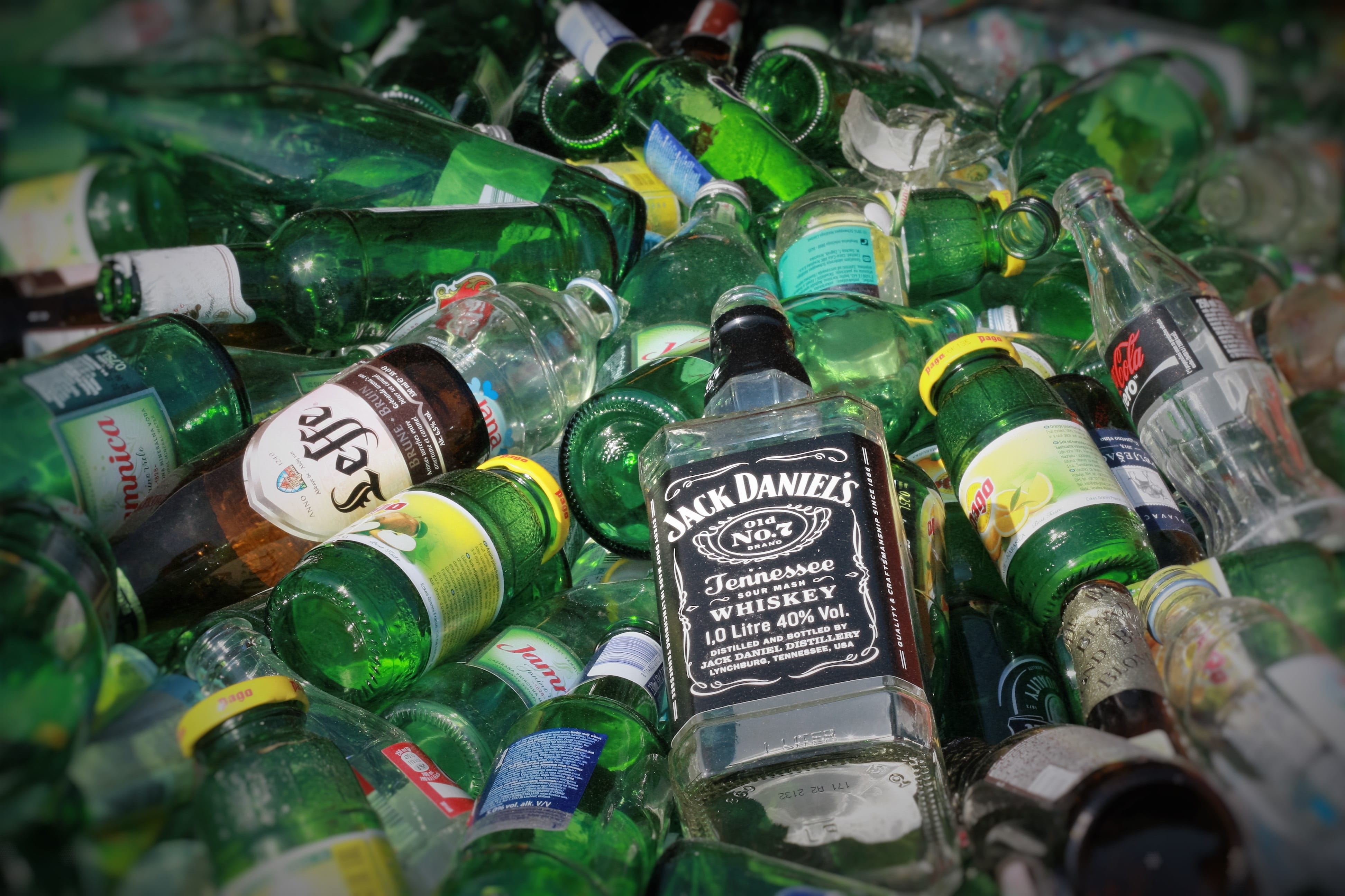 consumerism, wine bottle, large group of objects, Trash, alcohol, Dump, container, multi colored, messy, abundance, water, indoors, Bottle, glass - material, HD Wallpaper
