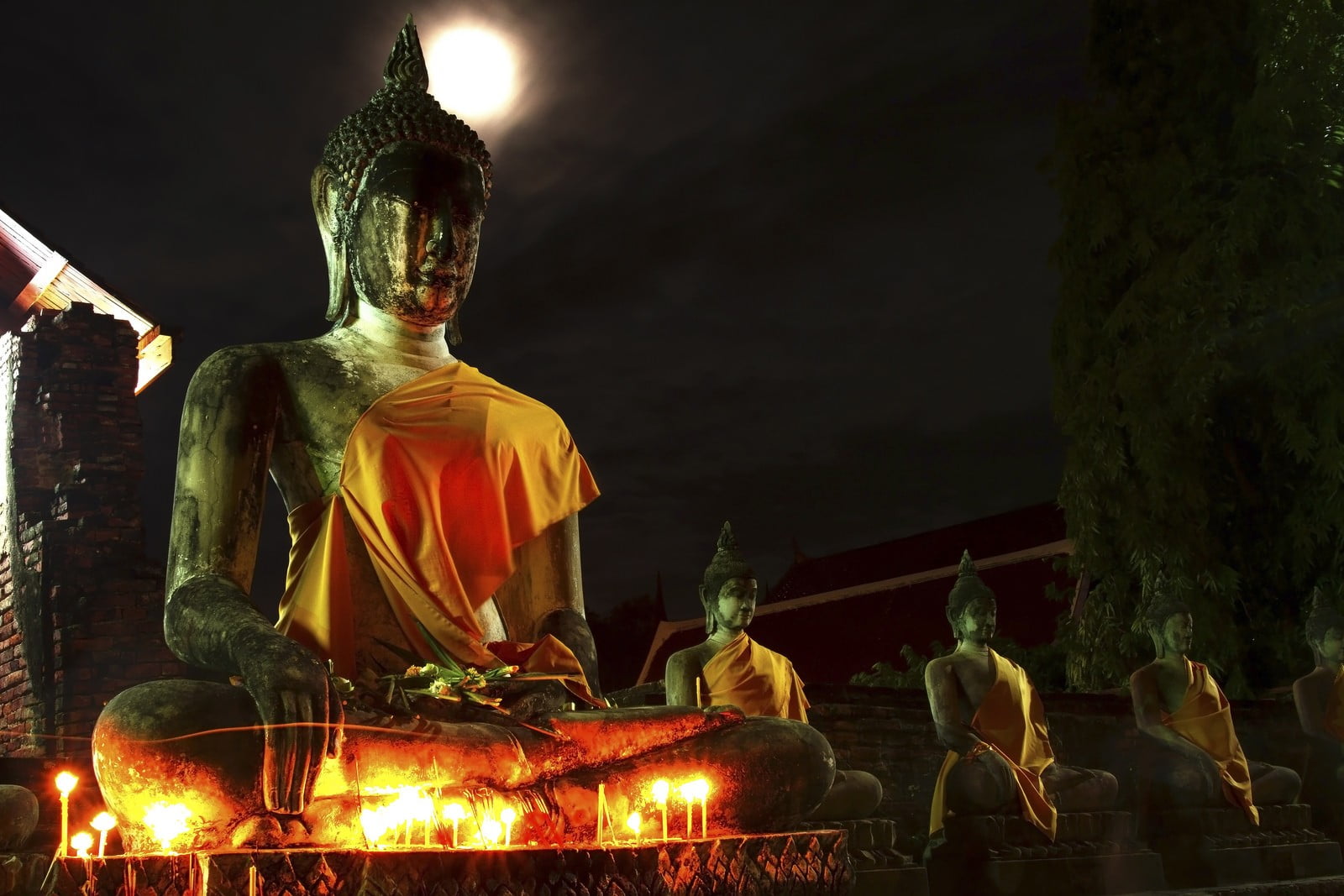 place of worship, architecture, spirituality, illuminated, statue, 720P, idol, Thailand, art and craft, belief, monks, Buddha, creativity, dark, built structure, HD Wallpaper