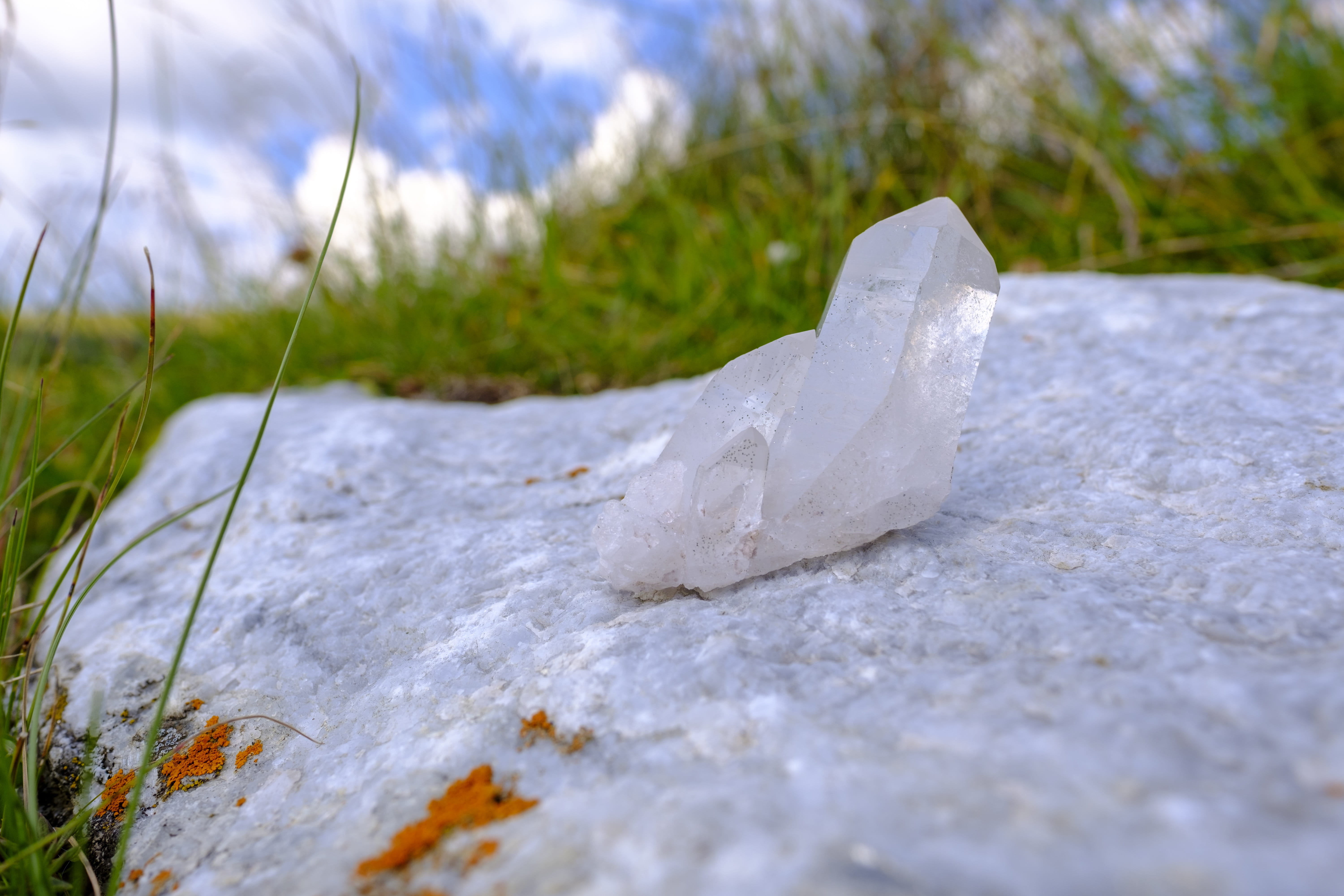 stone, rock, white color, cold temperature, day, plant, grass, still life, healing, environment, beauty in nature, close-up, rock crystal, treasure, solid, HD Wallpaper