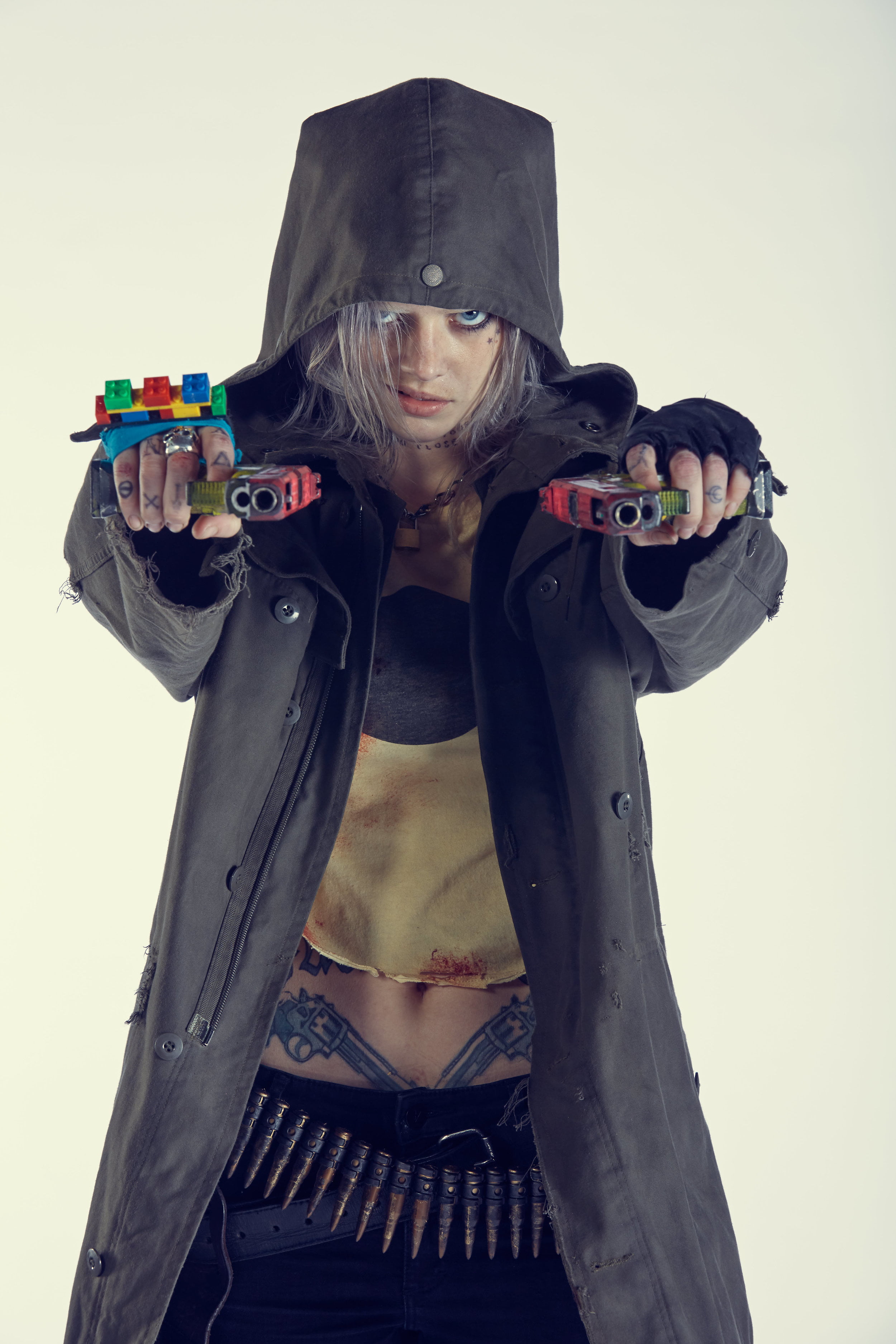 2K, Guns Akimbo, Samara Weaving, Phone HD Wallpaper