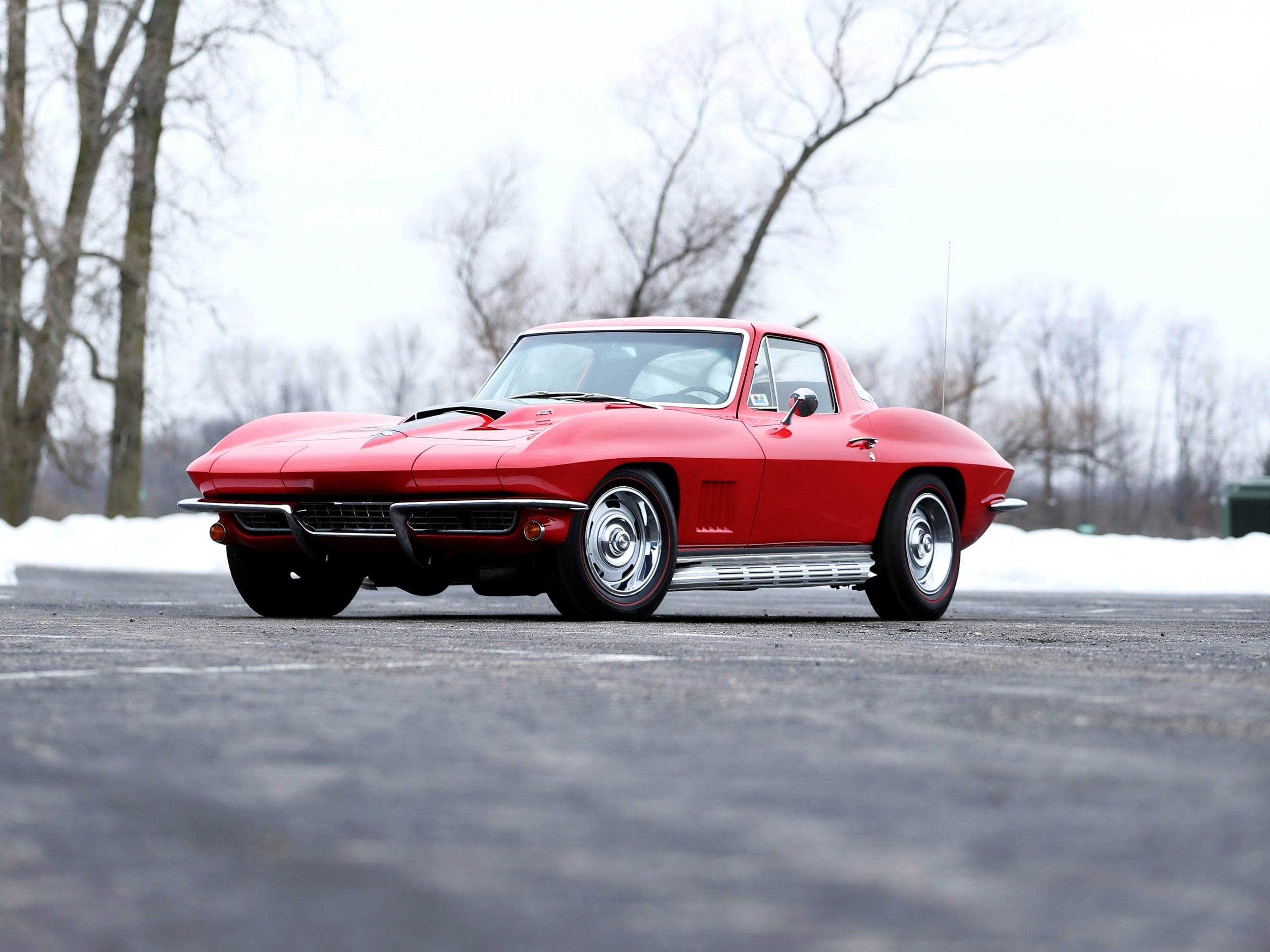 elegance, road, nature, mode of Transport, old, land Vehicle, classic, sting ray, corvette, city, modern, day, chrome, front View, chevrolet, no people, HD Wallpaper