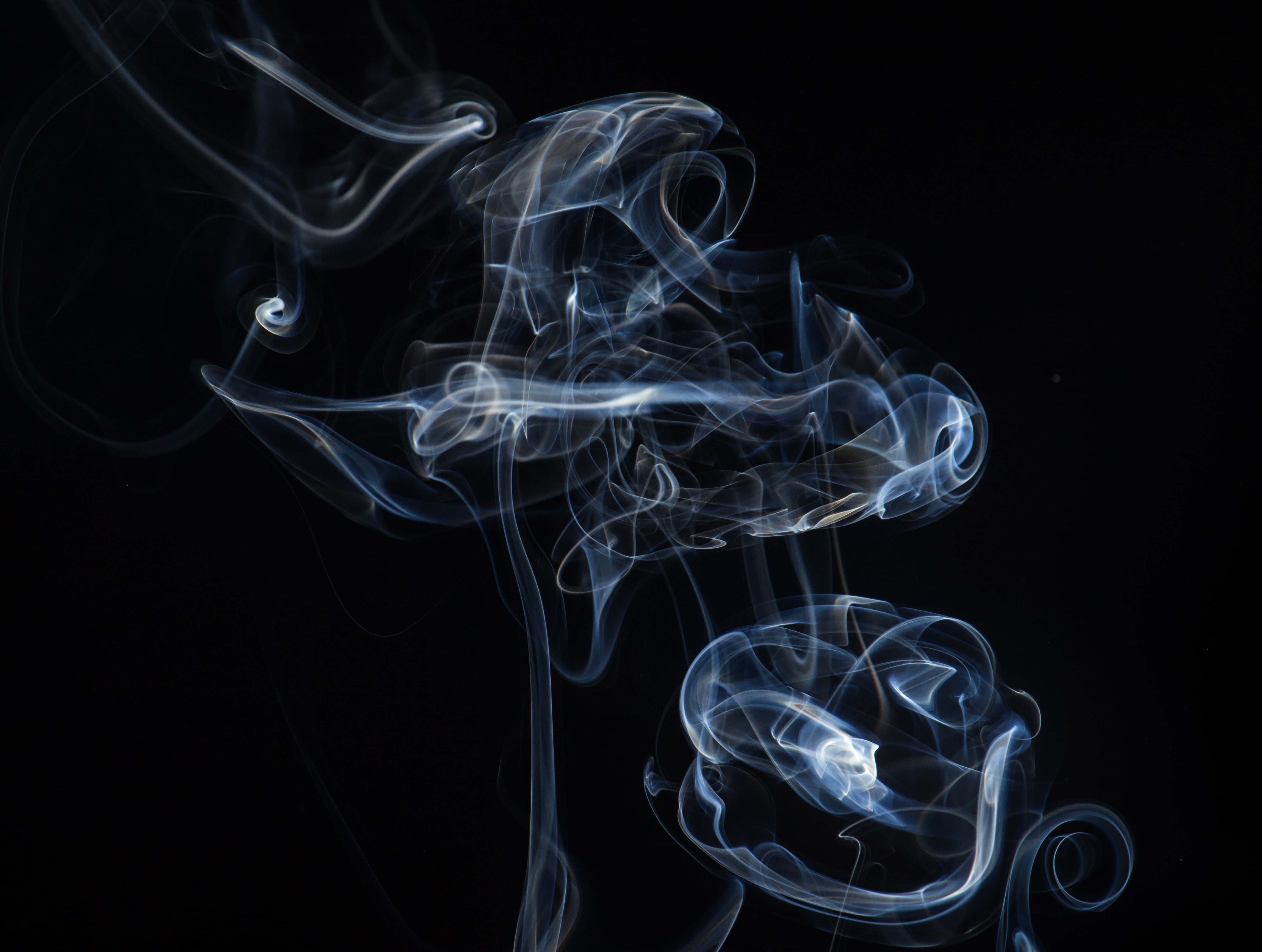 pattern, blue, fumes, background, smooth, kratos, indoors, luminosity, curve, dark, dark background, shape, complexity, design, close-up, motion, white color, HD Wallpaper