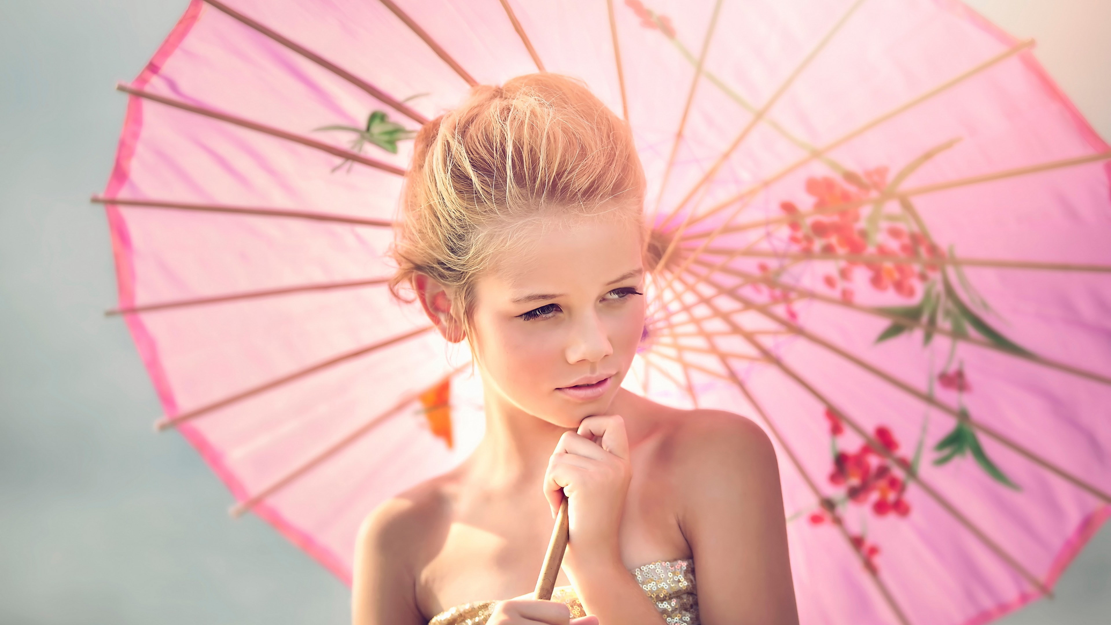 protection, outdoors, download  girl 3840x2160, hair, hairstyle, women, 4K, contemplation, front view, young adult, umbrella, portrait, beautiful woman, HD Wallpaper