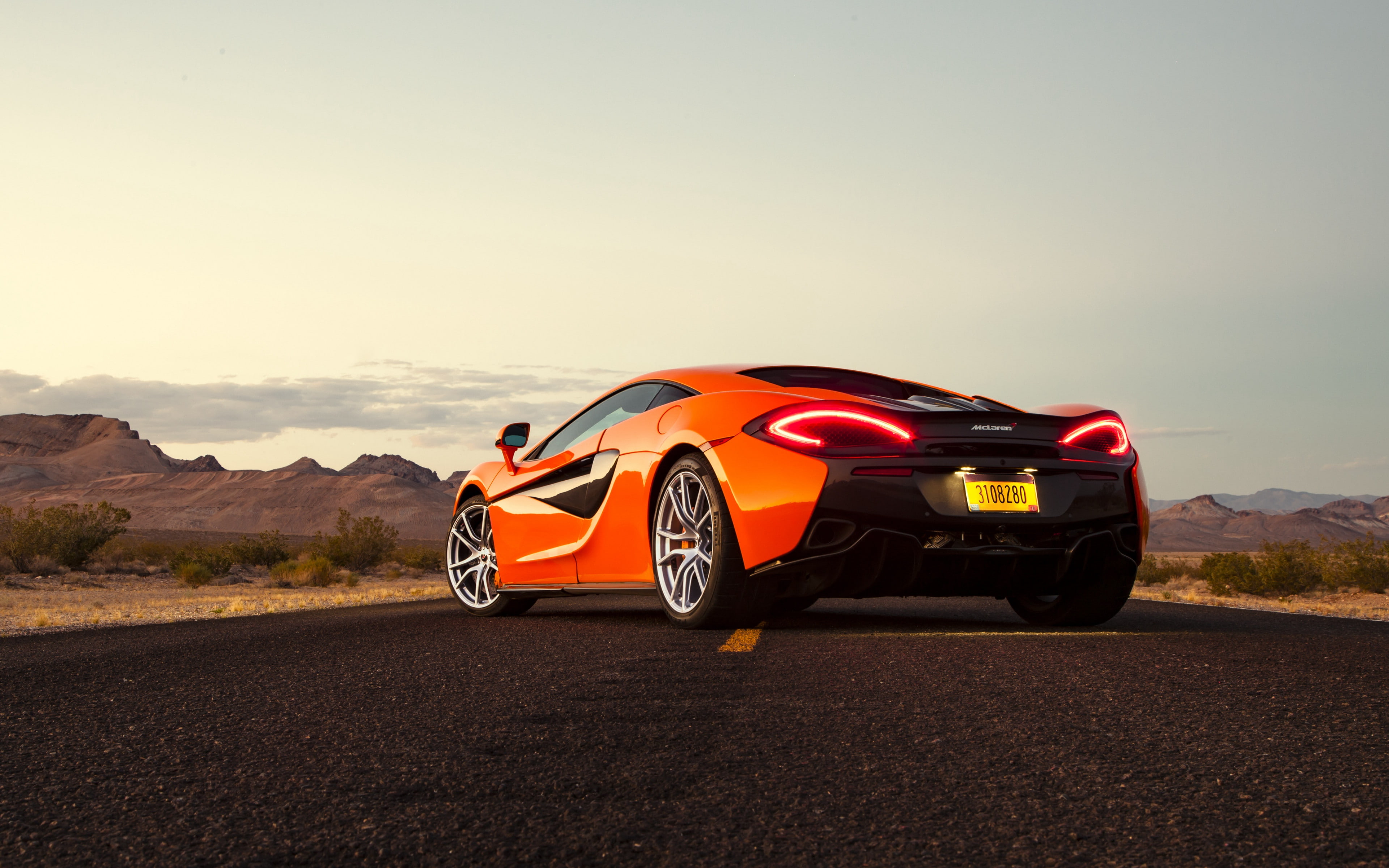 570s backgrounds, Mclaren, download 3840x2400 mclaren, orange, 4K, rear view, Background Ultra HD 4K, HD Wallpaper