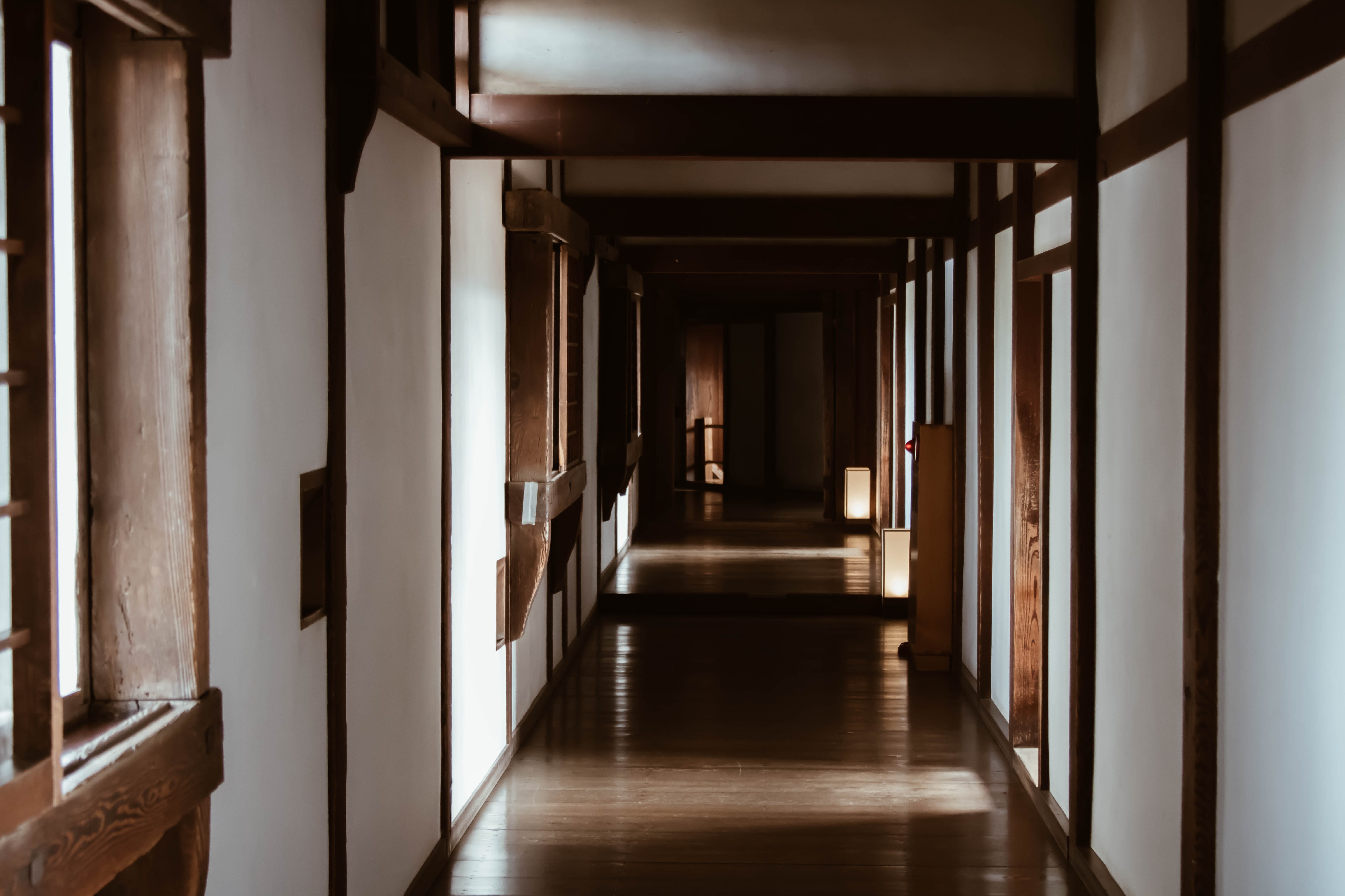 wood, military, view, field, empty, diminishing perspective, architectural column, arcade, japan, hall, corridor, japan interior, castle, the way forward, HD Wallpaper