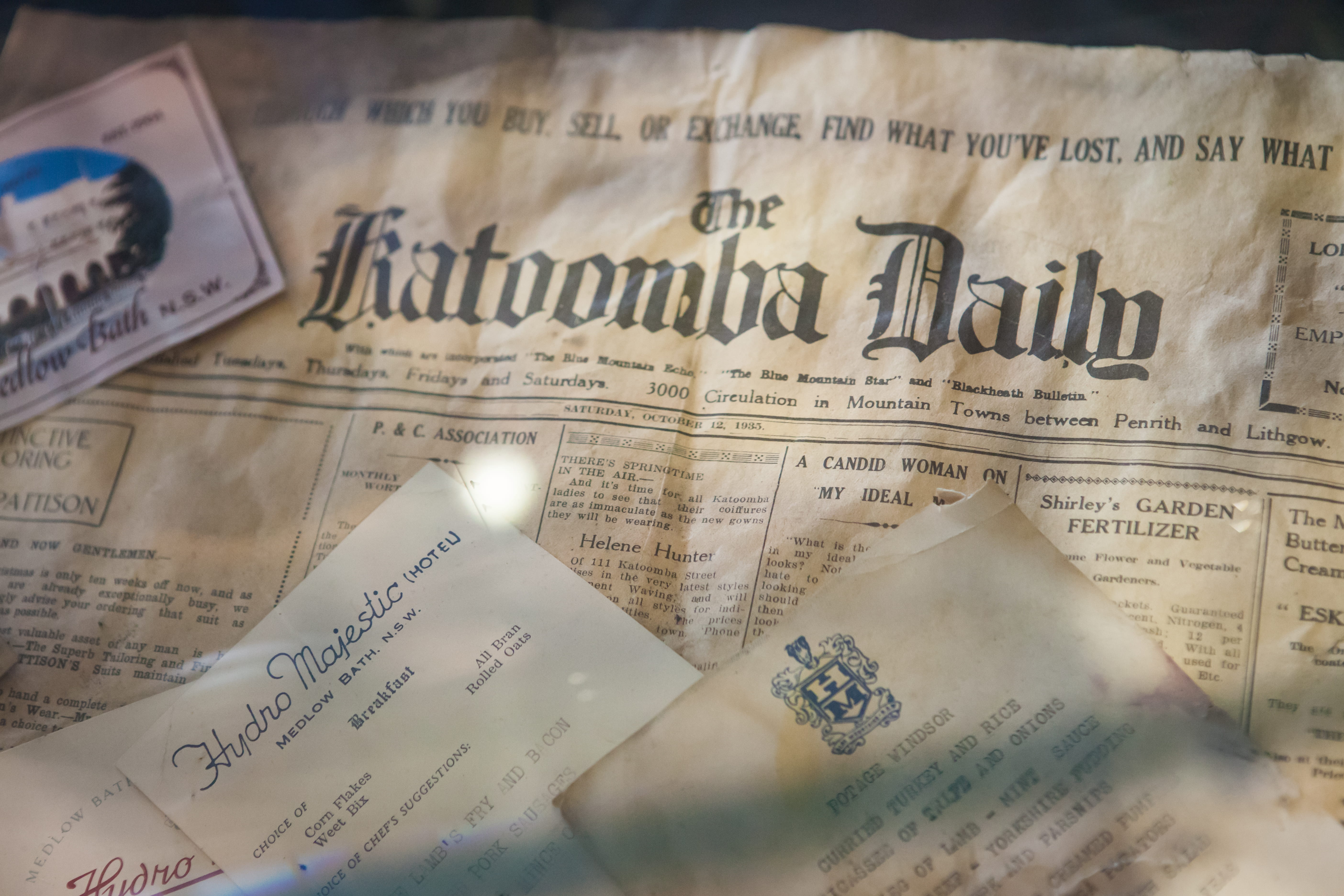 historical, photoholgic, paper, old, typography, note, vintage, newspaper, hydro, daily, majestic, museum, text, concepts And Ideas, 5K, historic, blue mountain, HD Wallpaper