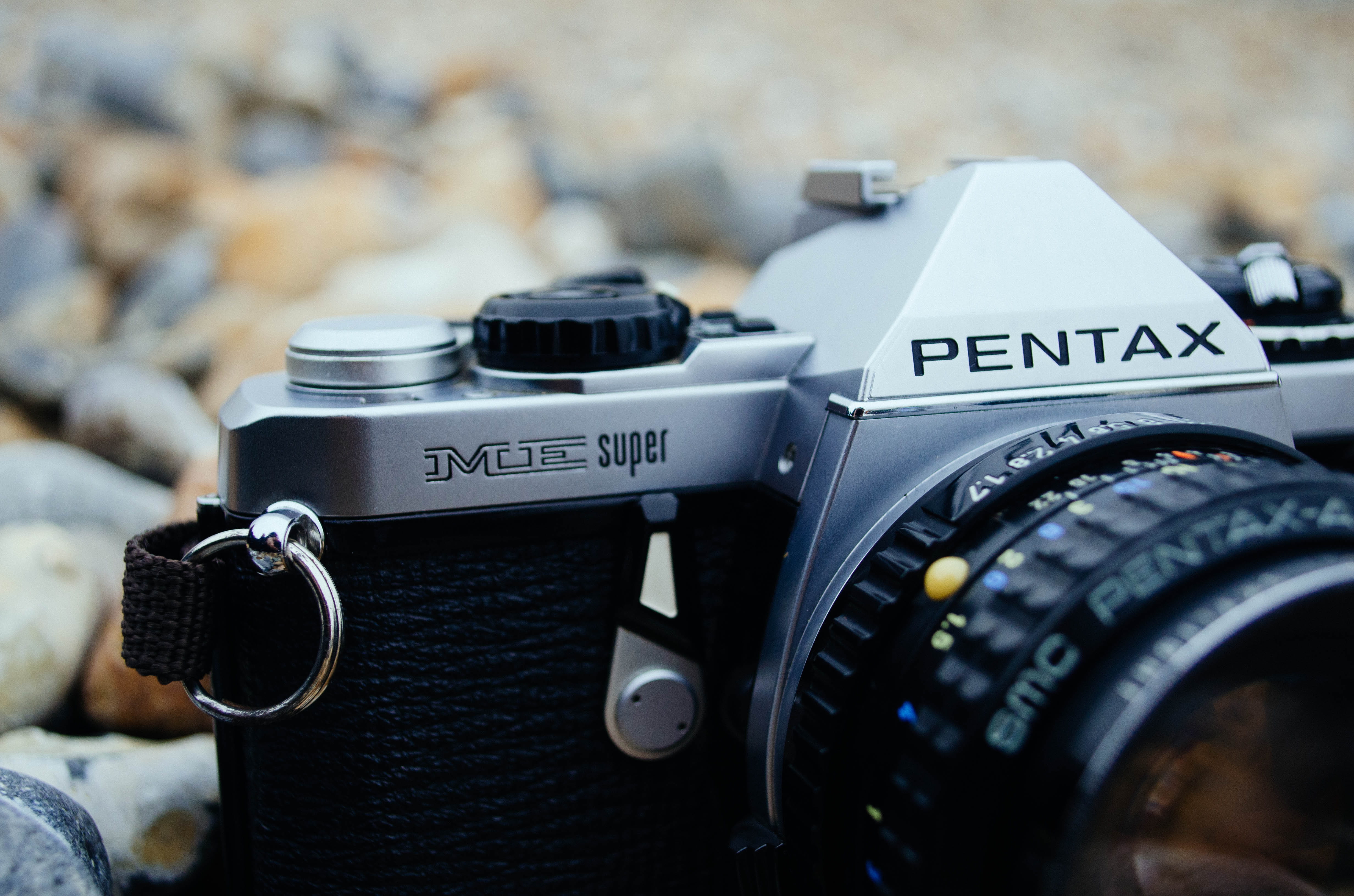 selected, lens - optical instrument, metal, fo, stones, selective focus, pebbles, 35mm, lens, rocks, no people, indoors, arts culture and entertainment, HD Wallpaper