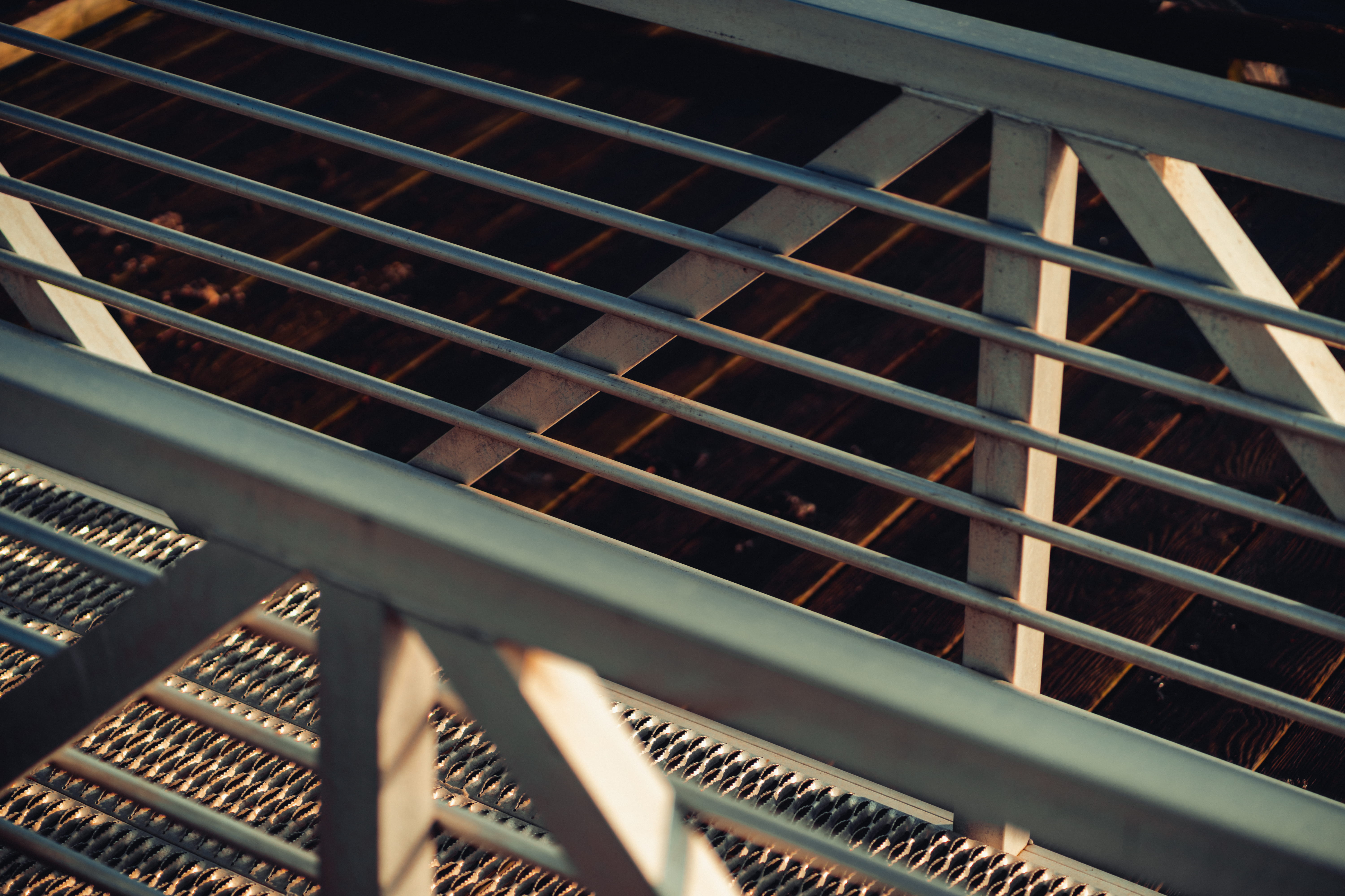 5K, bun, day, silhouette, fo, photo, staircase, outdoors, steel, industrial, home decor, track, architecture, food, bread, no people, banister, frame, HD Wallpaper