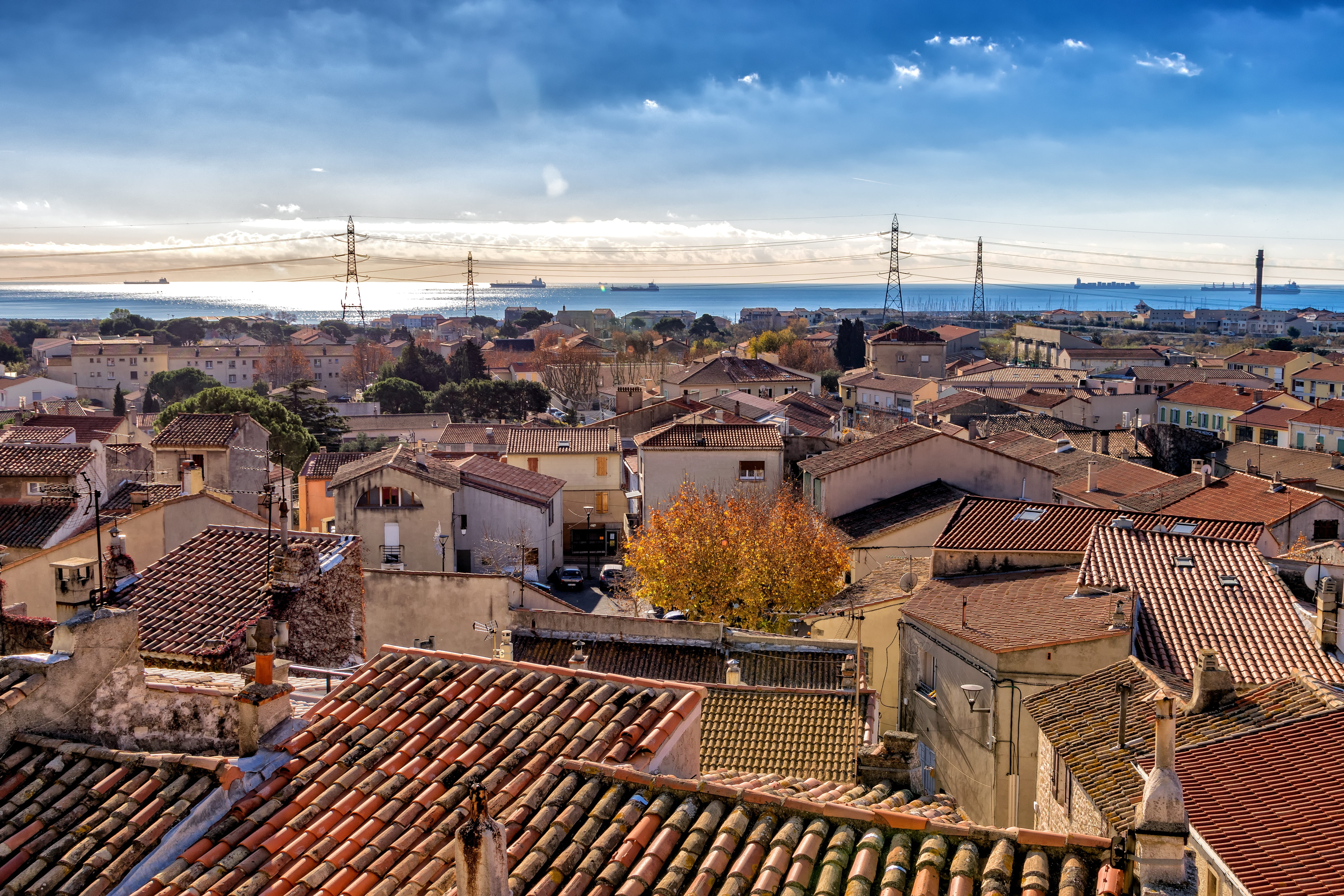 gable, nature, house, sky, homes, outlook, crowd, city, high angle view, built structure, south of france, roofs, aerial, roof tile, landscape, outdoors, HD Wallpaper