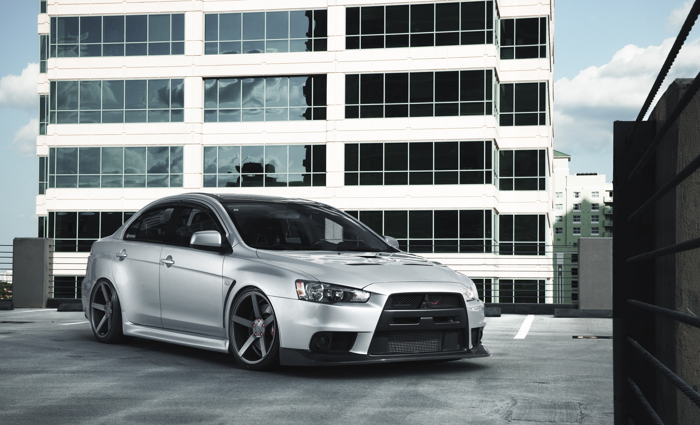 1080P, Evolution X, silver, silvery, evolution, Lancer, skyscraper, the building, Mitsubishi, sedan, front, HD Wallpaper