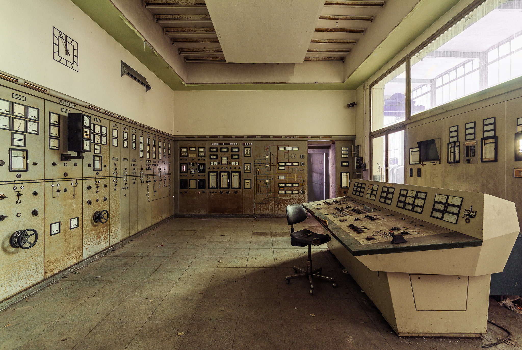1080P, Siemens, dispatch, watch, chair, sunlight, panel, HD Wallpaper