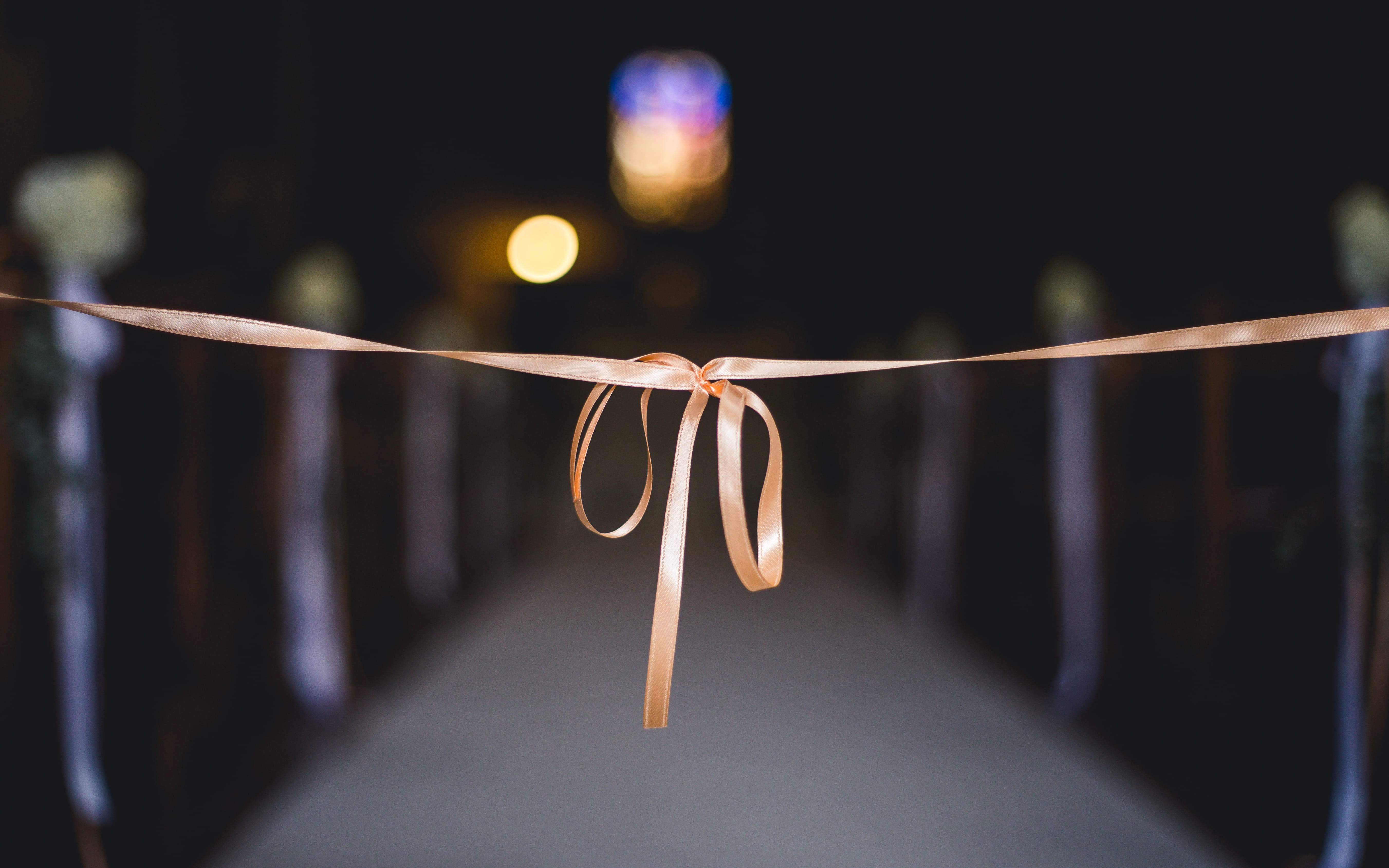 clothesline, ribbon - sewing item, coathanger, rope, silky, ribbon, focus on foreground, auisle, tie, church, tied, close-up, decoration, brown, no people, HD Wallpaper