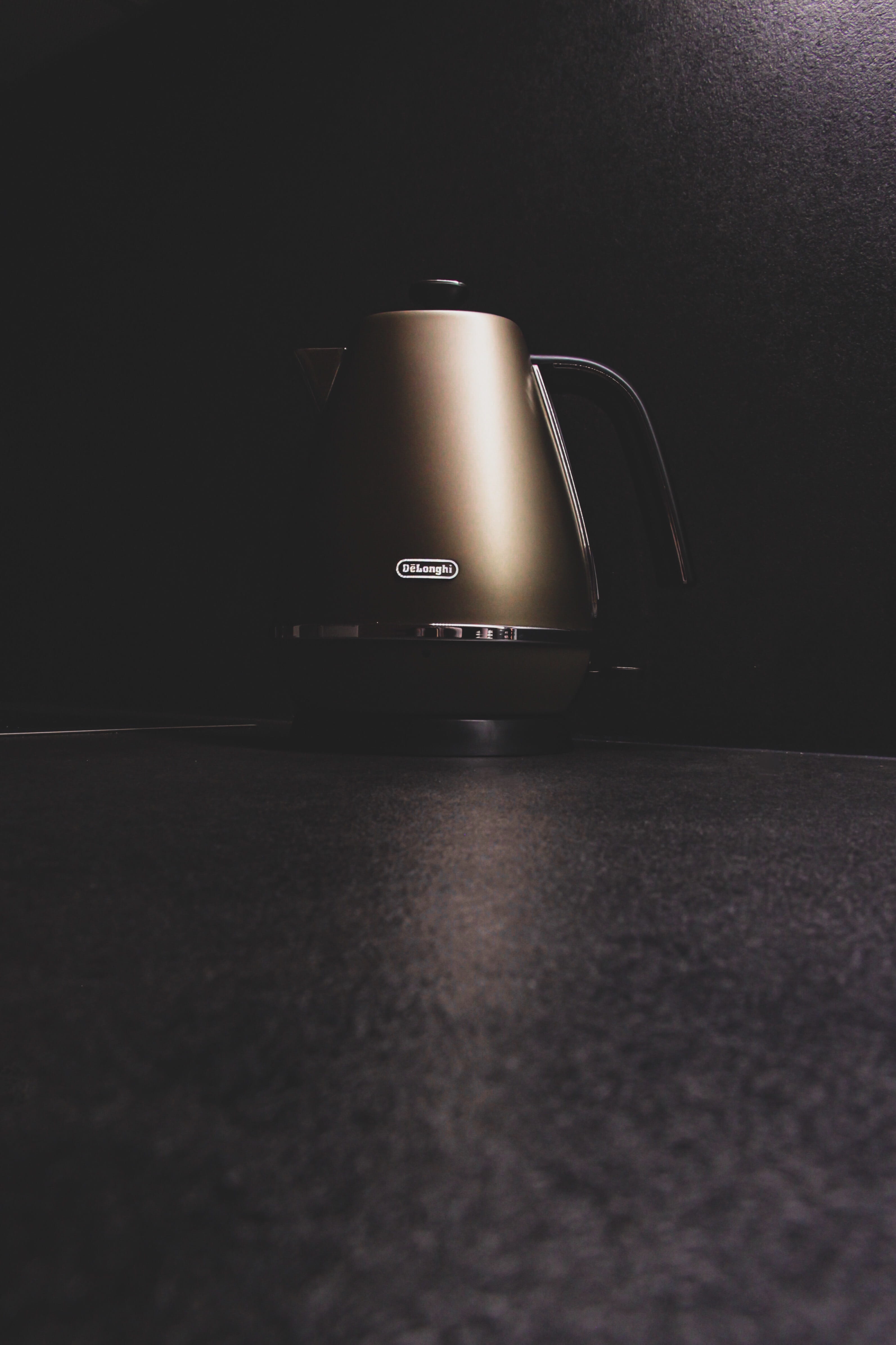city, cup of tea, transportation, speaker, dark, design, night, road, cup, adapter, hub, coffee, still life, Tea, architecture, Kitchen, copy space, indoors, Phone HD Wallpaper