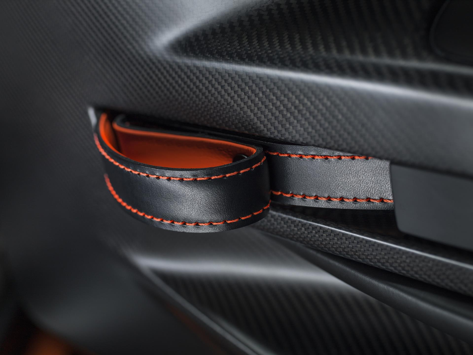 motor vehicle, travel, mode of transportation, security, black color, close-up, seat, 720P, special, no people, vantage, car interior, bag, luxury, car, HD Wallpaper