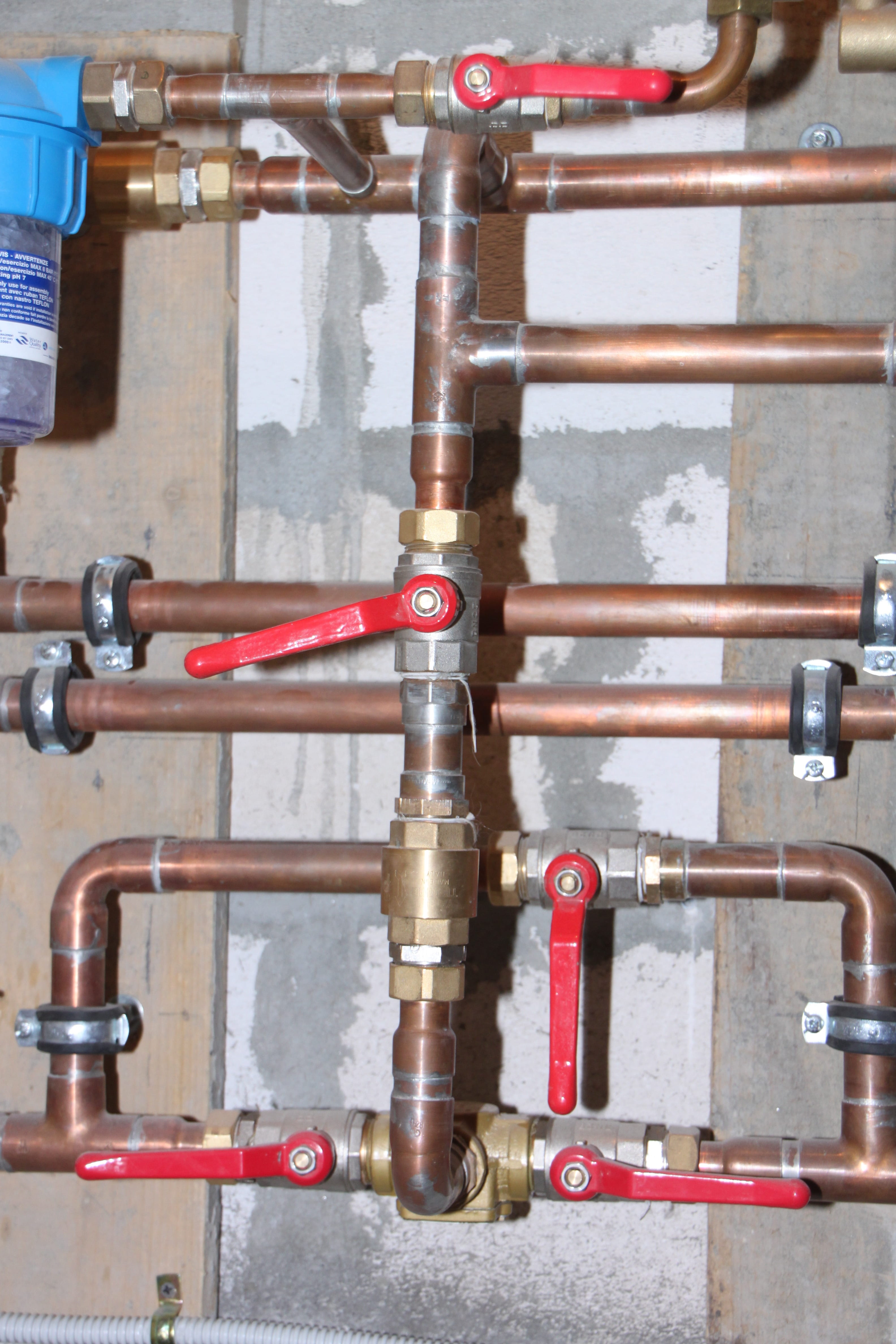 storage, heating, no people, equipment, metal, temperature, connection, water, tank, pipe, machine valve, flowing, valve, industry, skills, industries, Phone HD Wallpaper