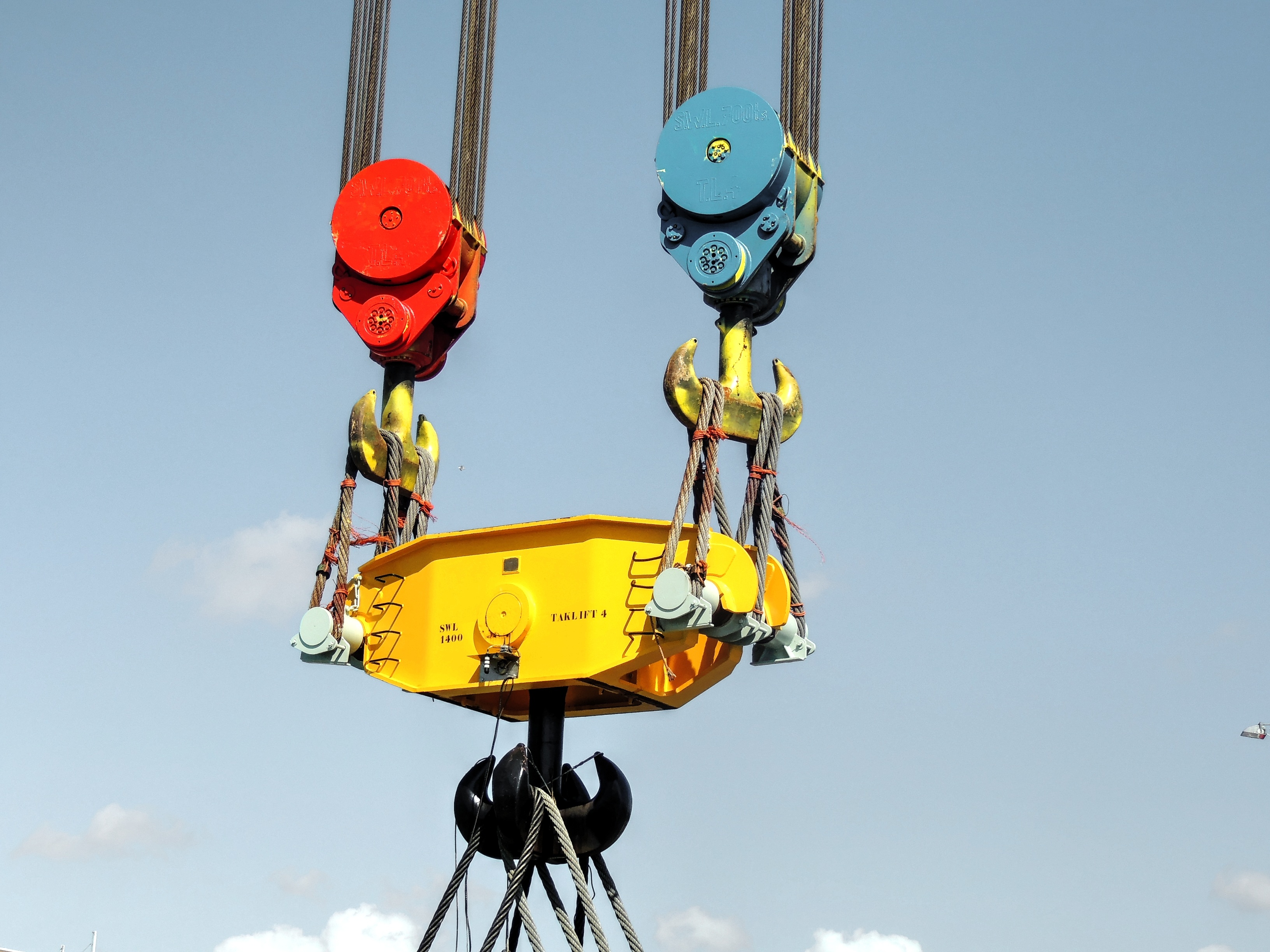 protection, taklift, day, hoisting, yellow, lighting equipment, cables, arts culture and entertainment, outdoors, nature, 2K, blue, pulley, low angle view, HD Wallpaper