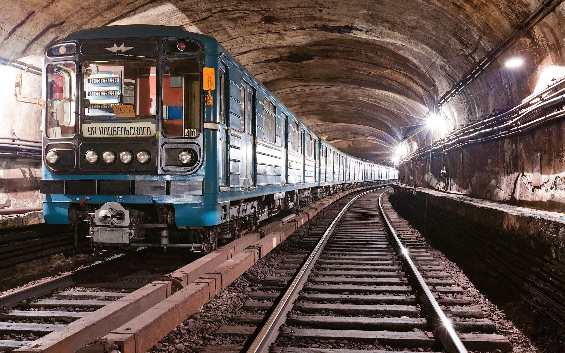 track, Metro, architecture, diminishing perspective, blue, no people, lighting equipment, mode of transportation, train, railroad track, tunnel, travel, HD Wallpaper
