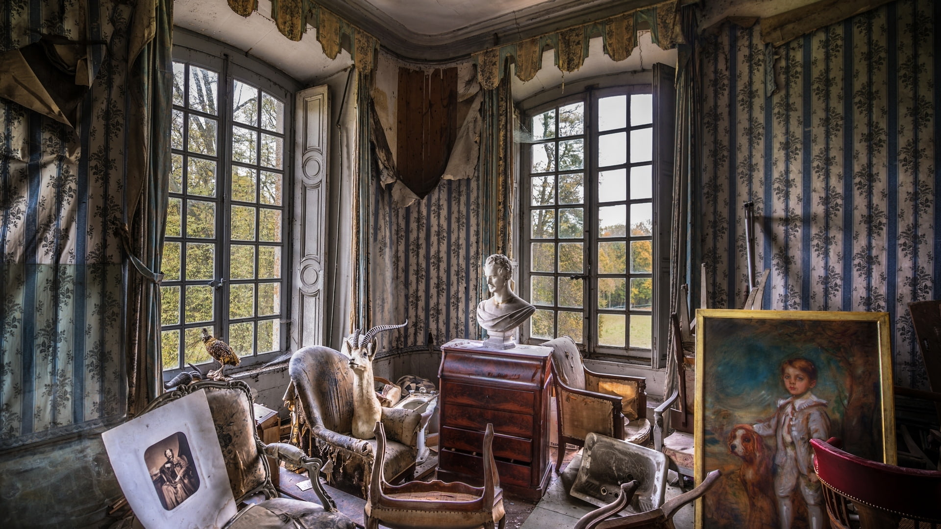 1080P, works of art, room, disorder, sculptures, paintings, windows, HD Wallpaper