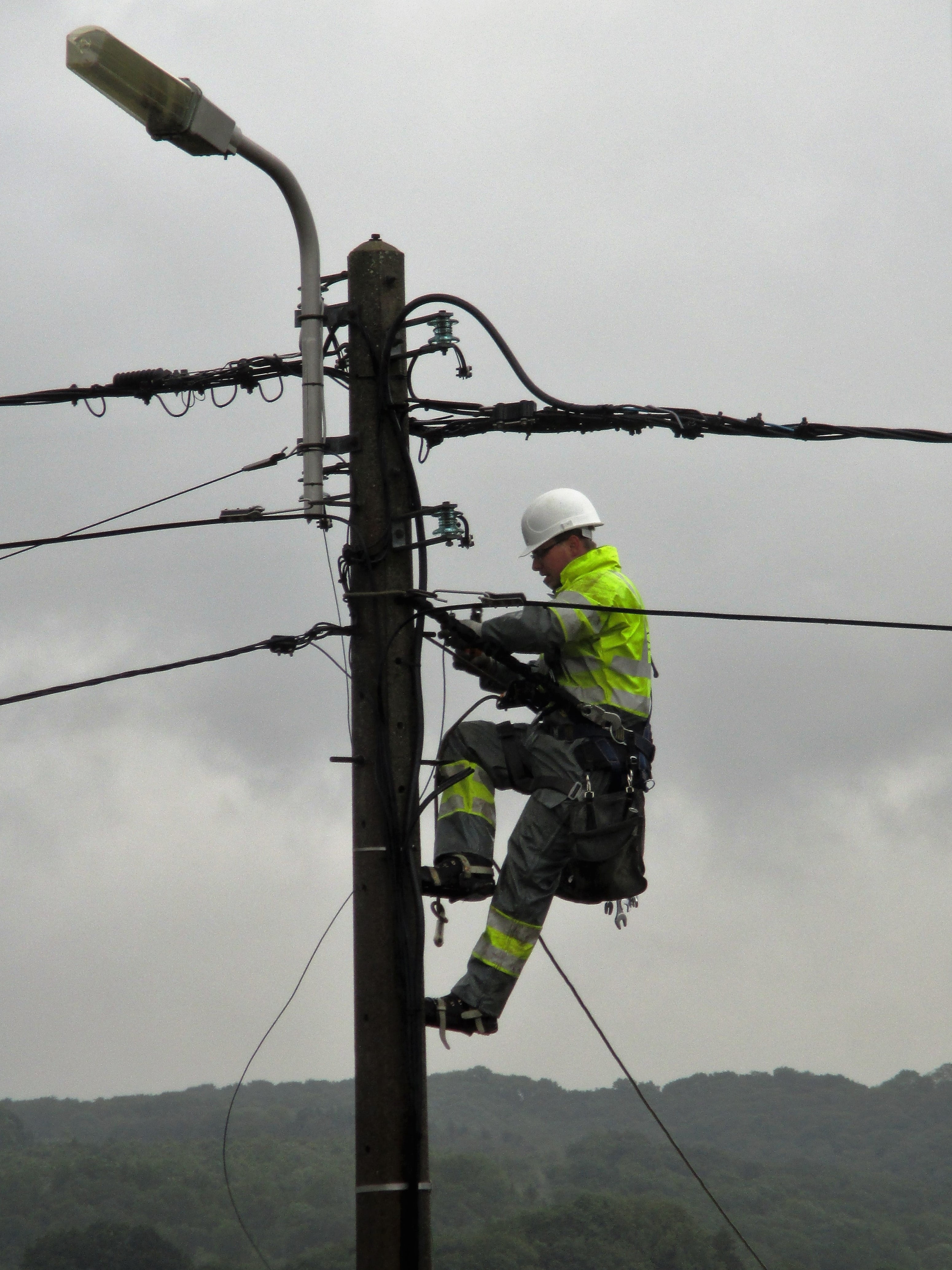 power pole, electrician, occupation, men, outdoors, worker, cable, electric wires, helmet, electricity pylon, one person, technology, working, sky, protection, Phone HD Wallpaper